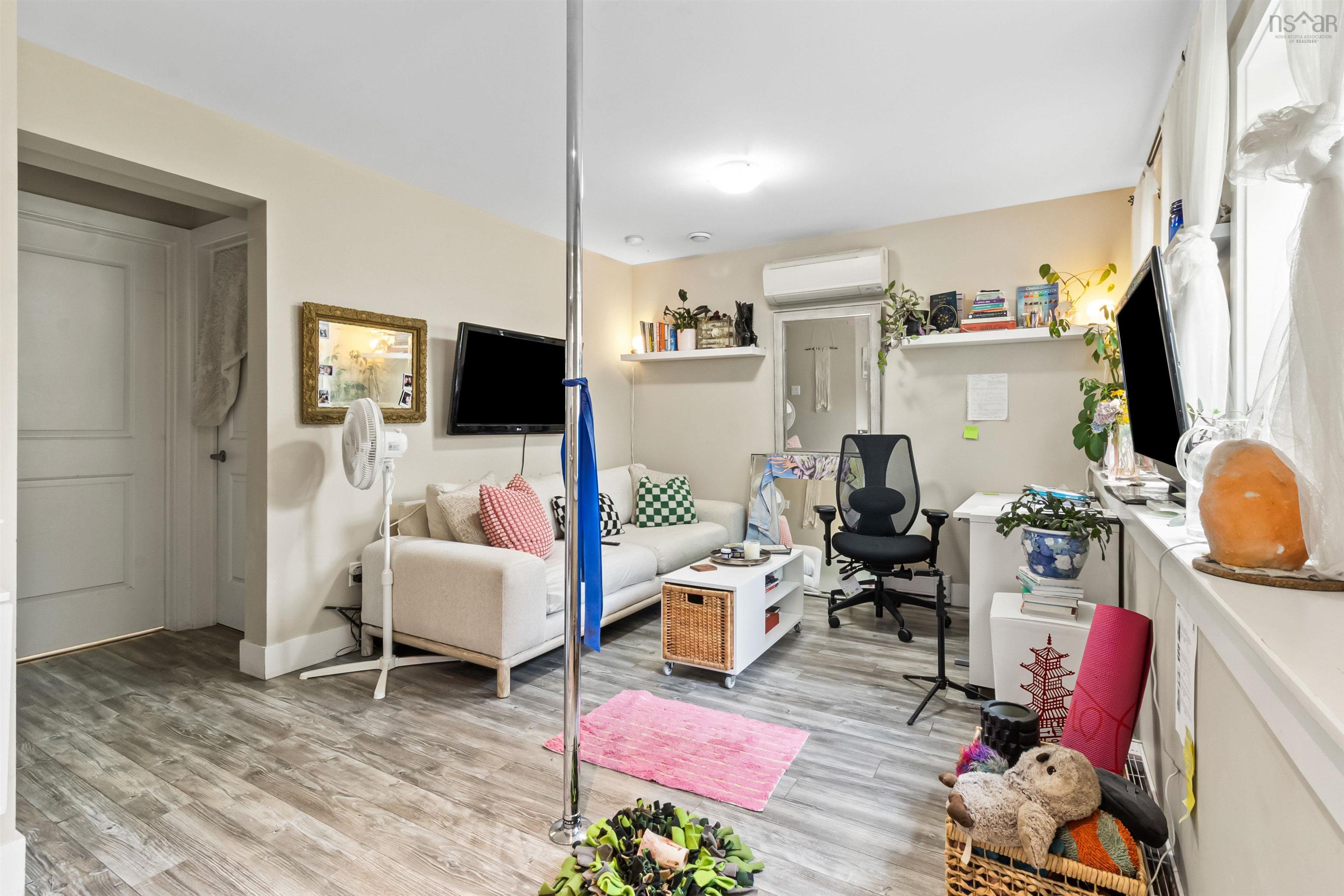 $715,000.00: 17 Chadwick Street, Dartmouth