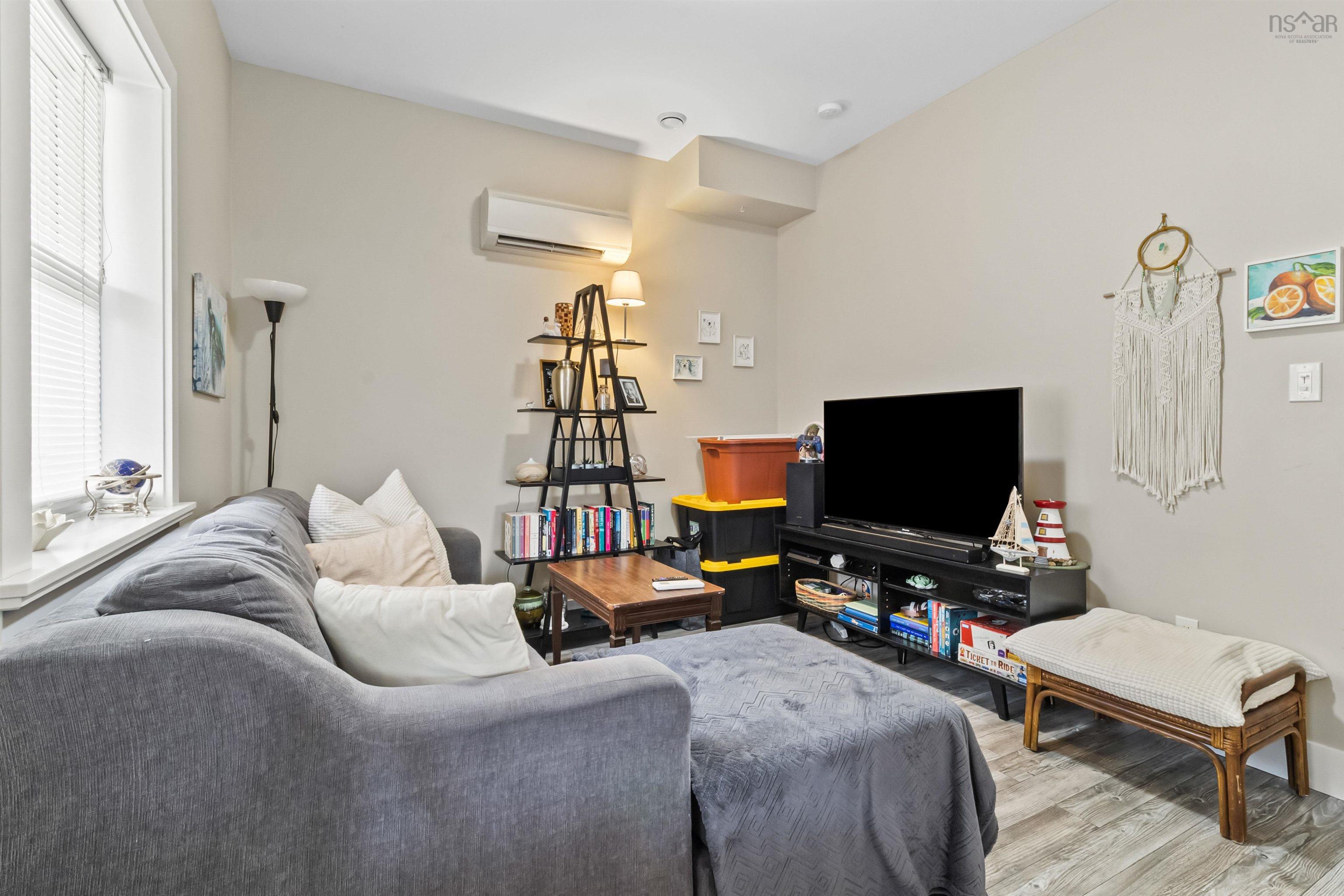 $715,000.00: 17 Chadwick Street, Dartmouth