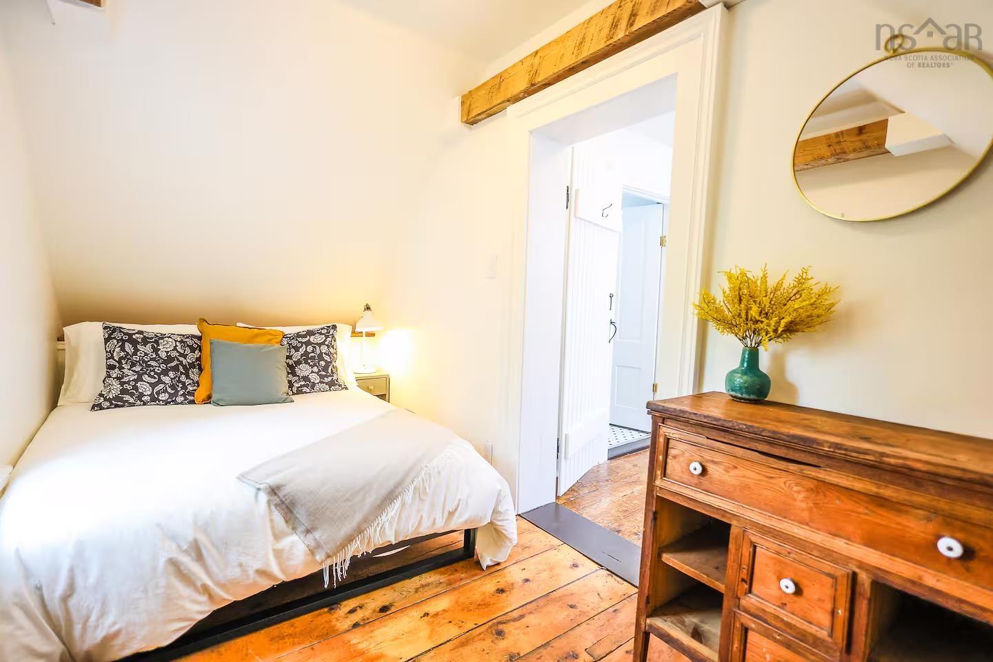 $499,900.00: 9 Prince Street, Lunenburg