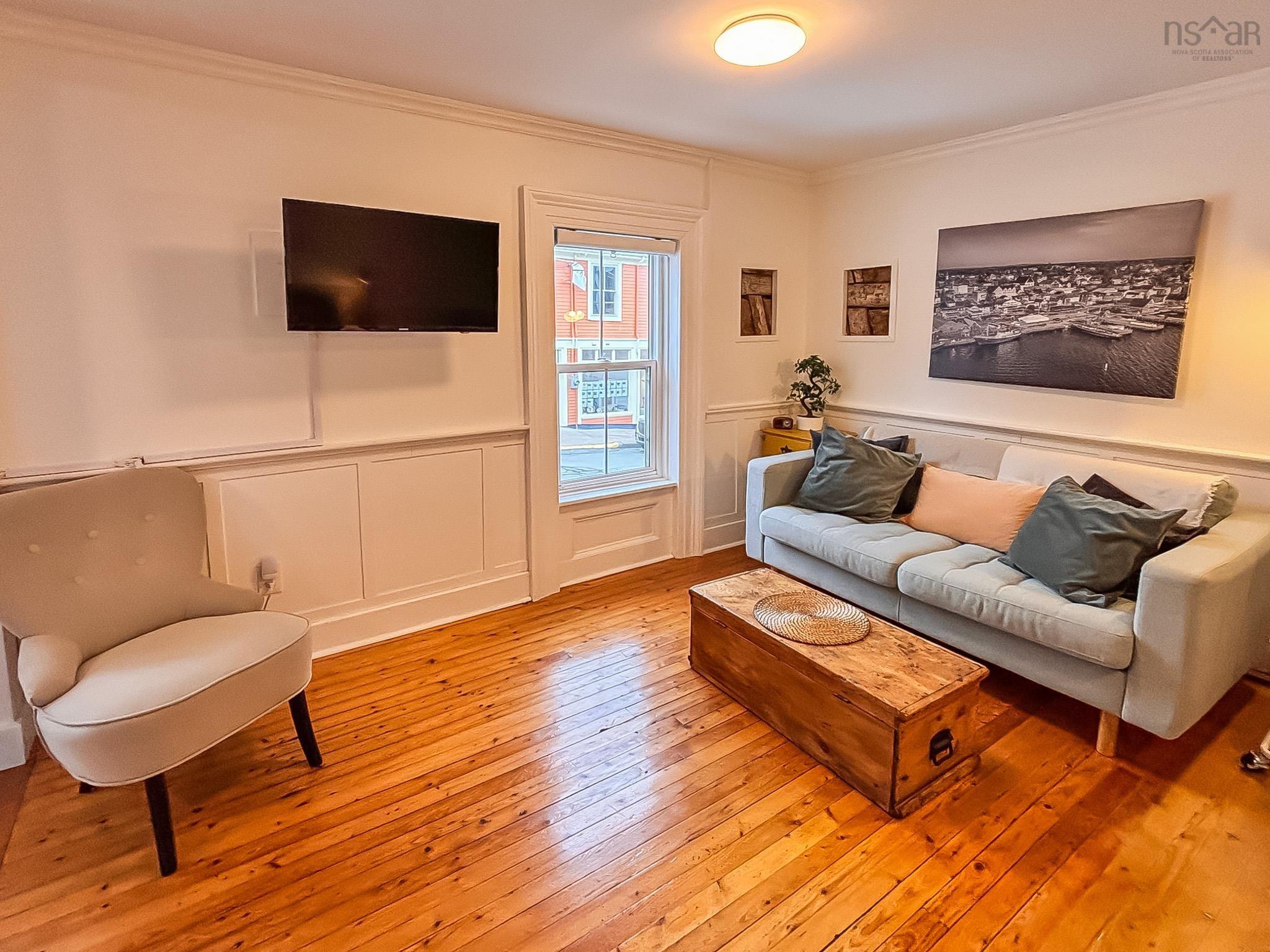 $499,900.00: 9 Prince Street, Lunenburg