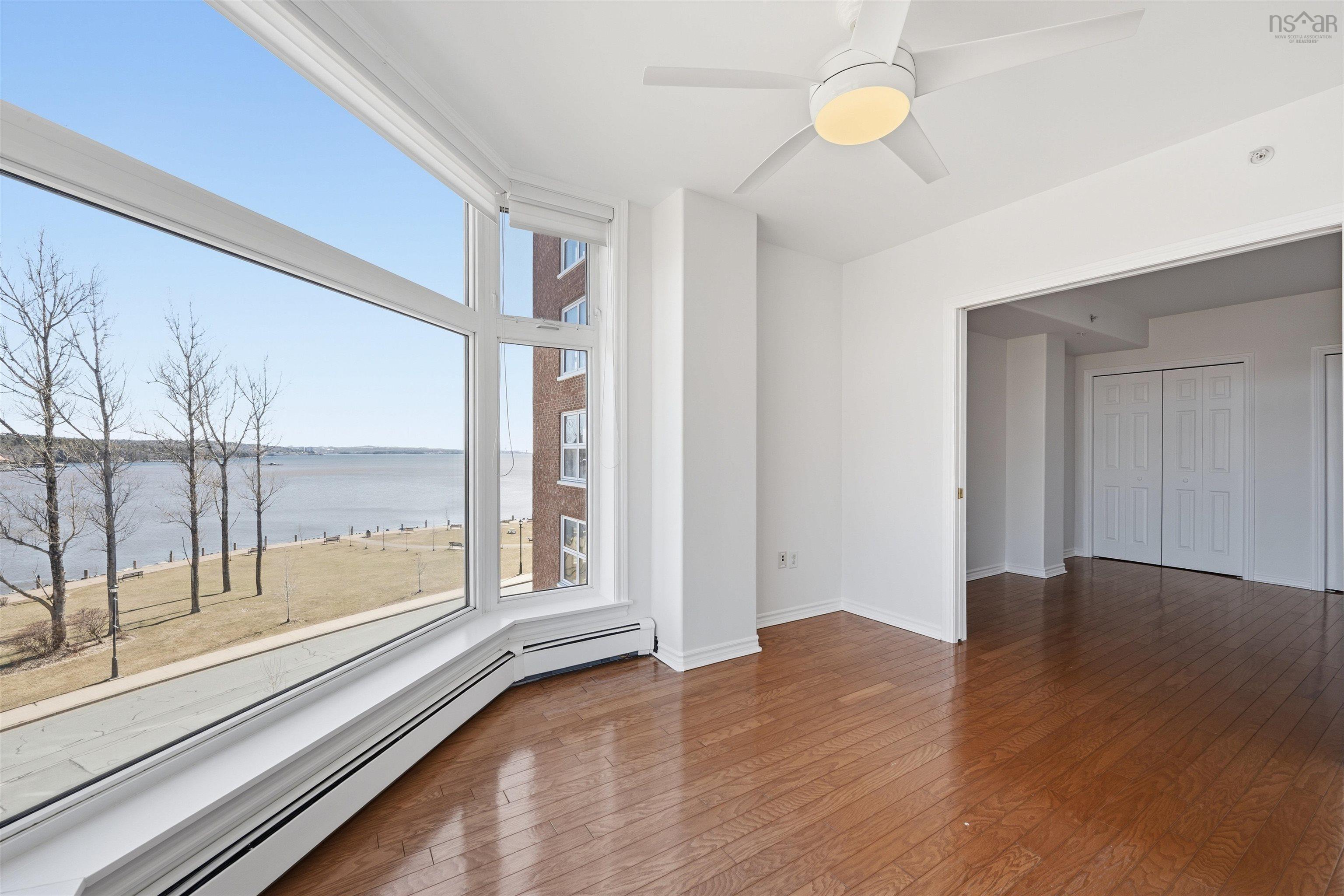 $635,000.00: 403 99 Waterfront Drive, Bedford