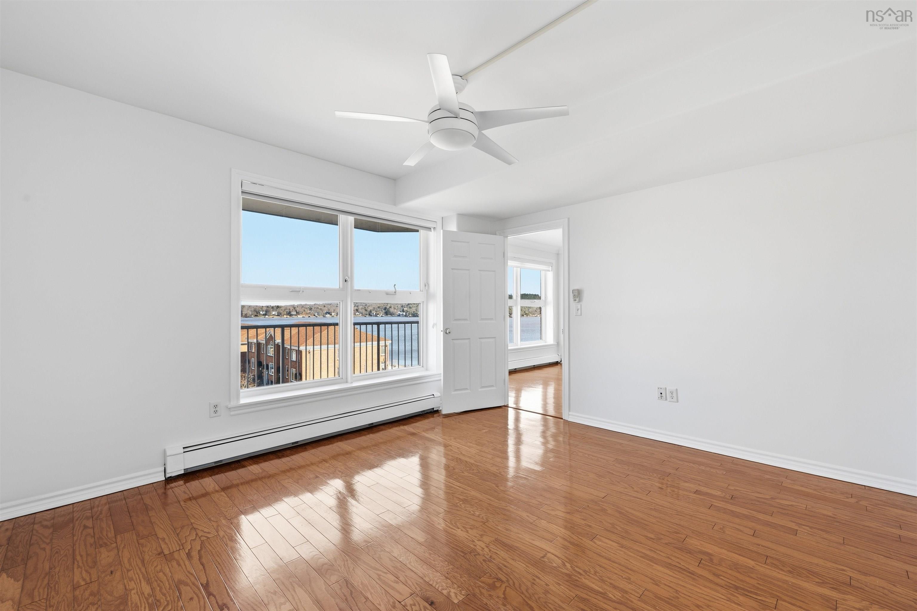 $635,000.00: 403 99 Waterfront Drive, Bedford