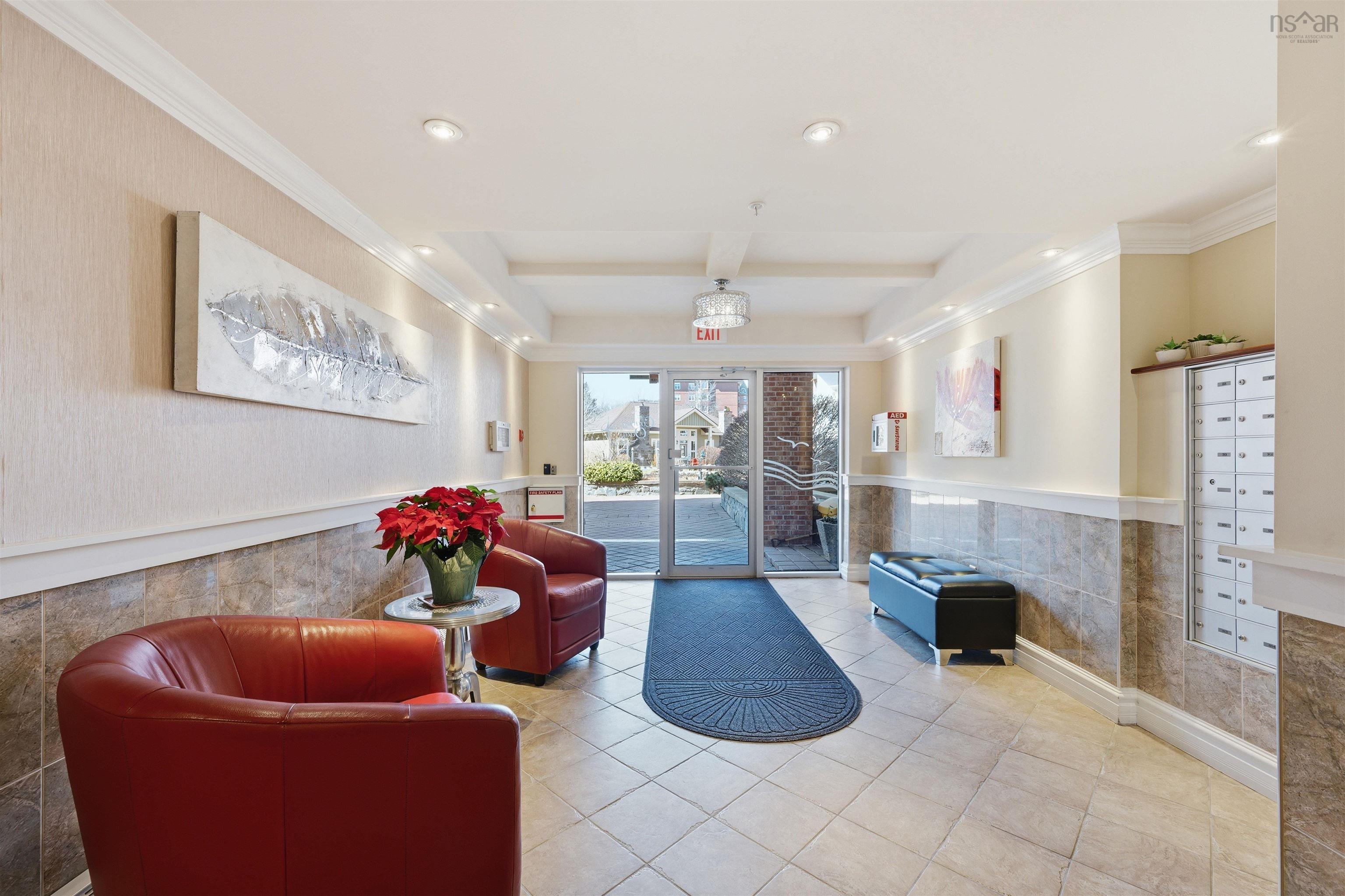 $635,000.00: 403 99 Waterfront Drive, Bedford