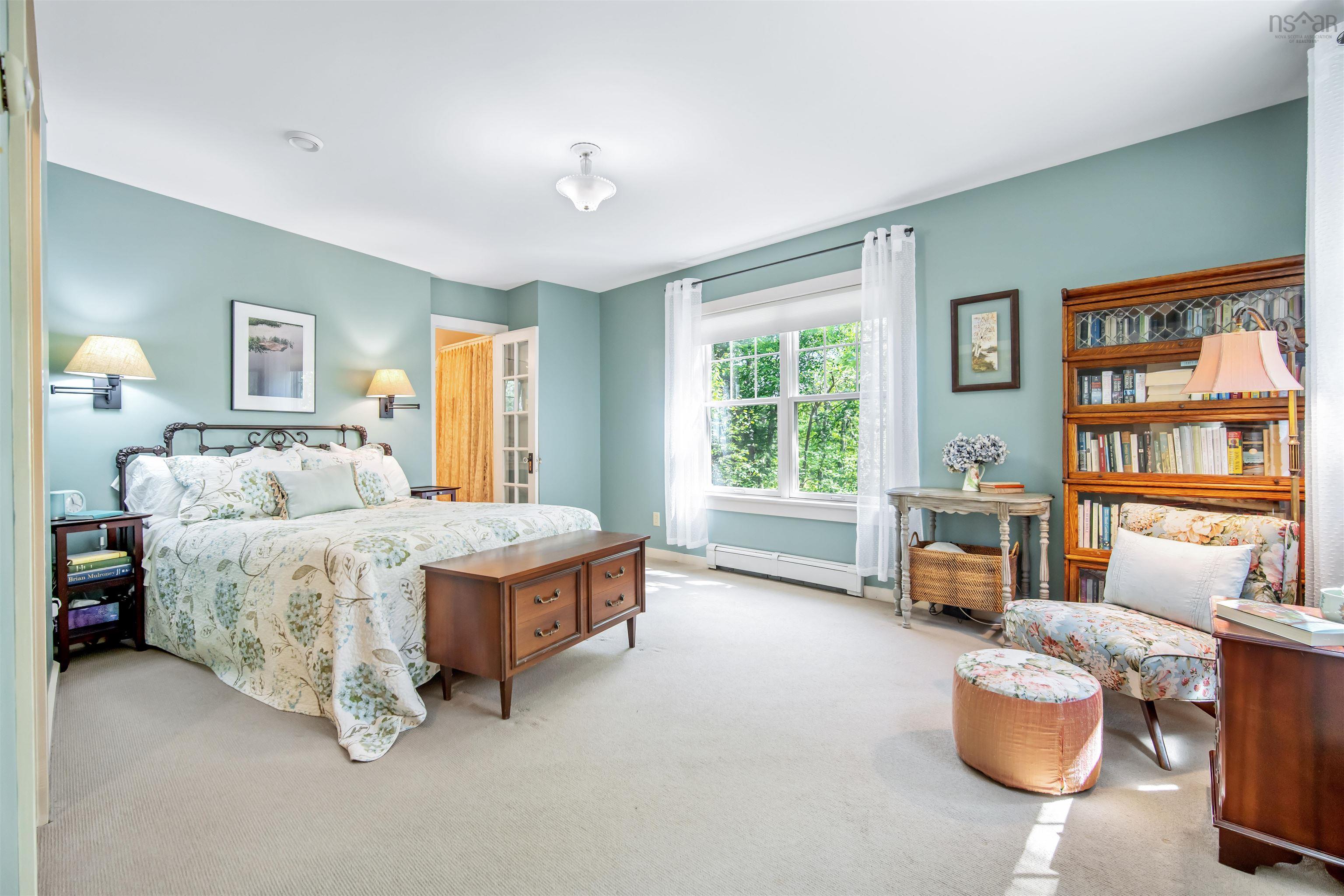 $945,000.00: 24 Hamshaw Drive, Halifax