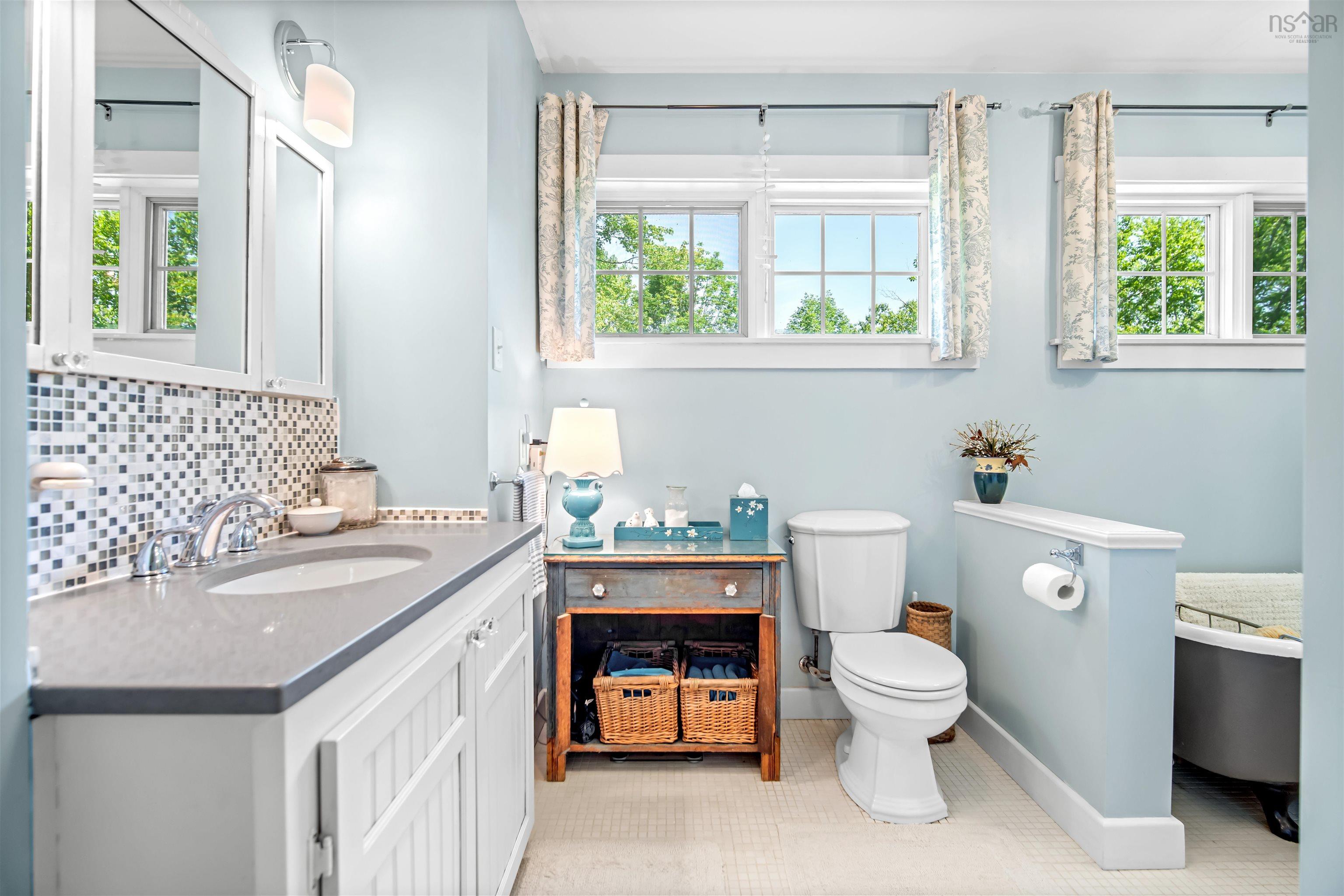 $945,000.00: 24 Hamshaw Drive, Halifax