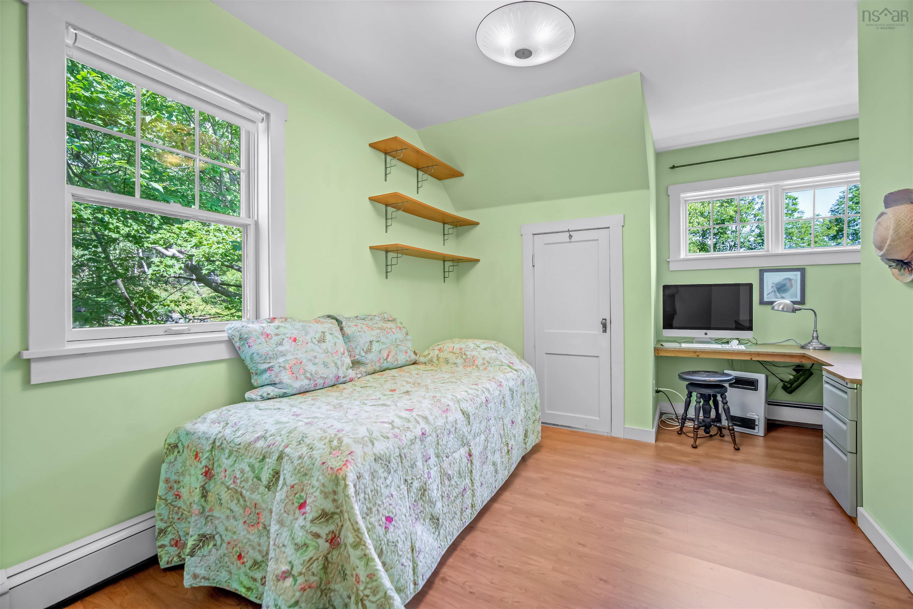 $945,000.00: 24 Hamshaw Drive, Halifax