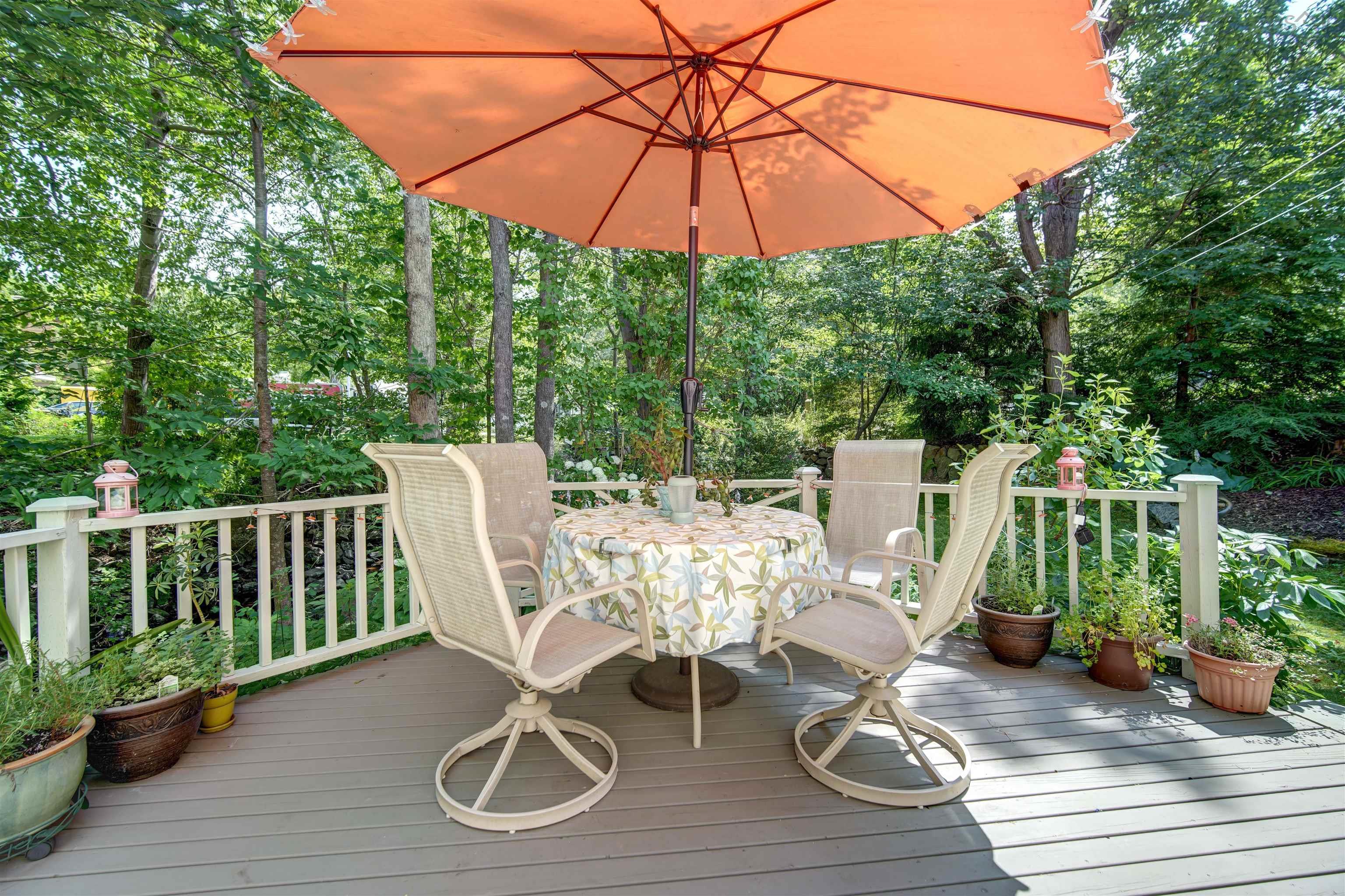 $945,000.00: 24 Hamshaw Drive, Halifax