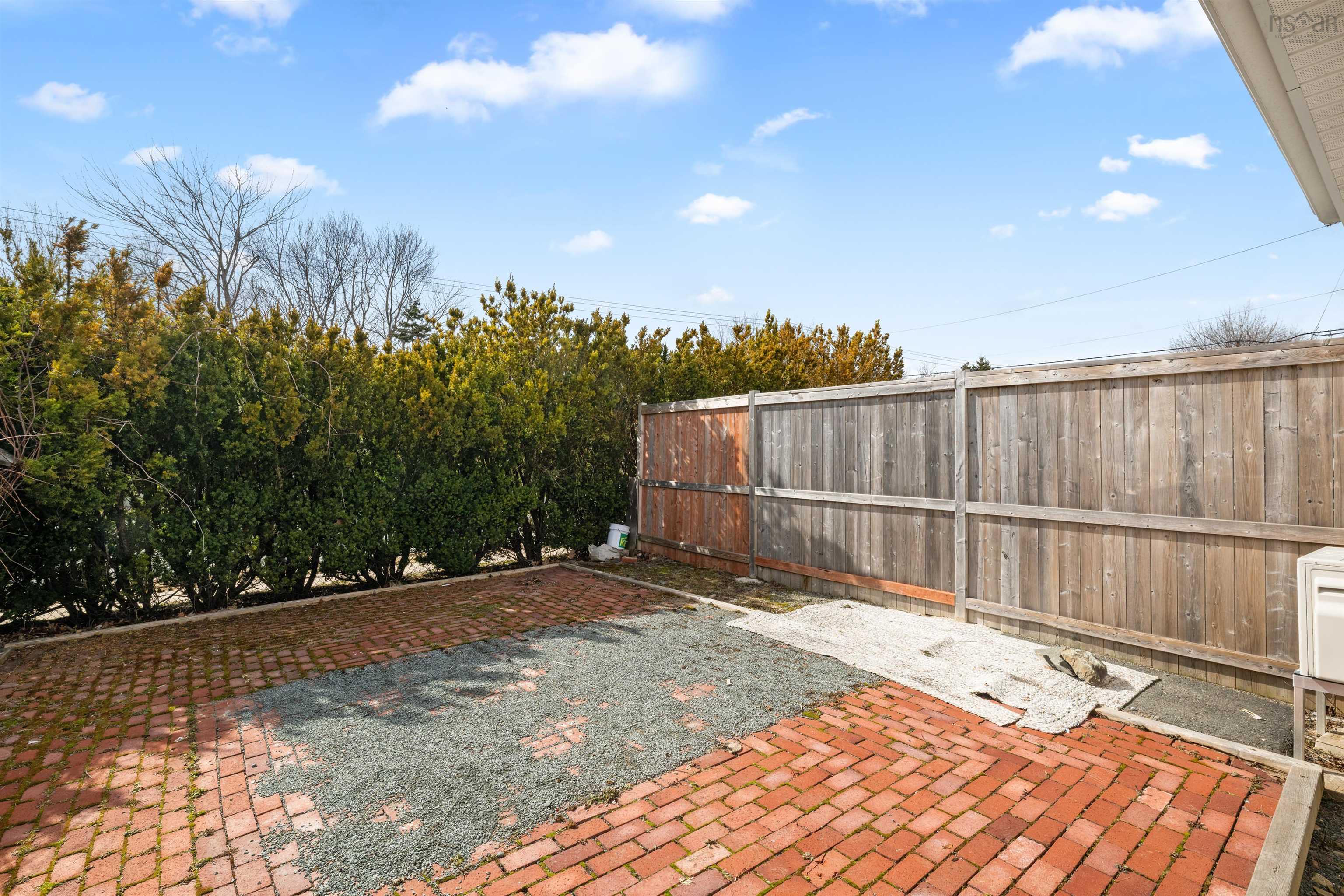 $595,000.00: 2 Delmac Court, Dartmouth