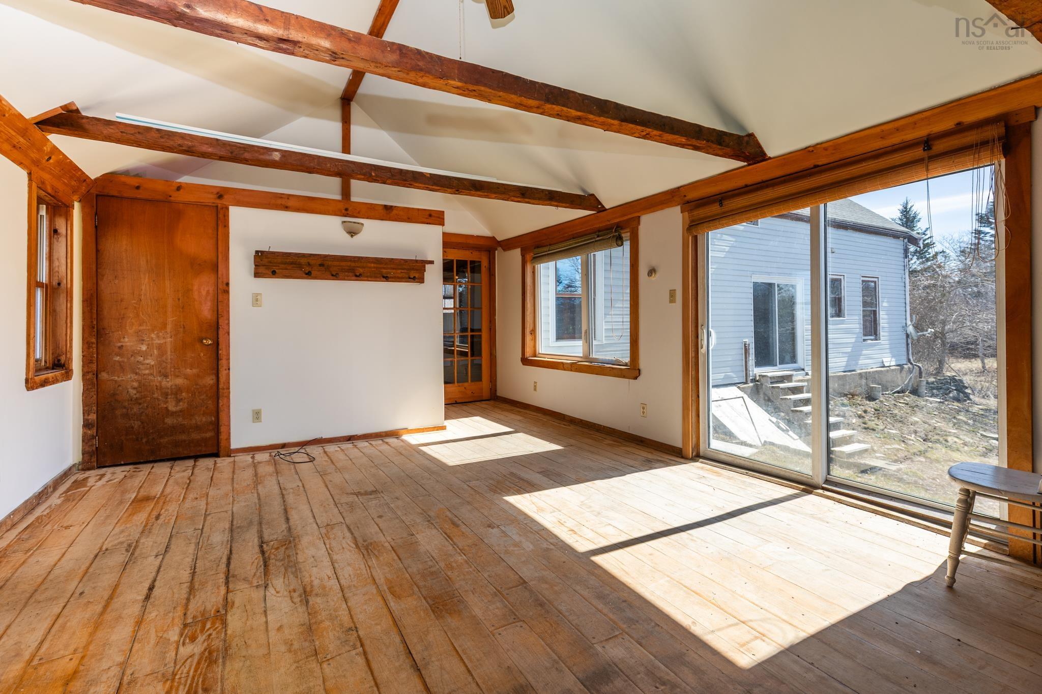 $349,900.00: 4607 Highway 340 Highway, Carleton