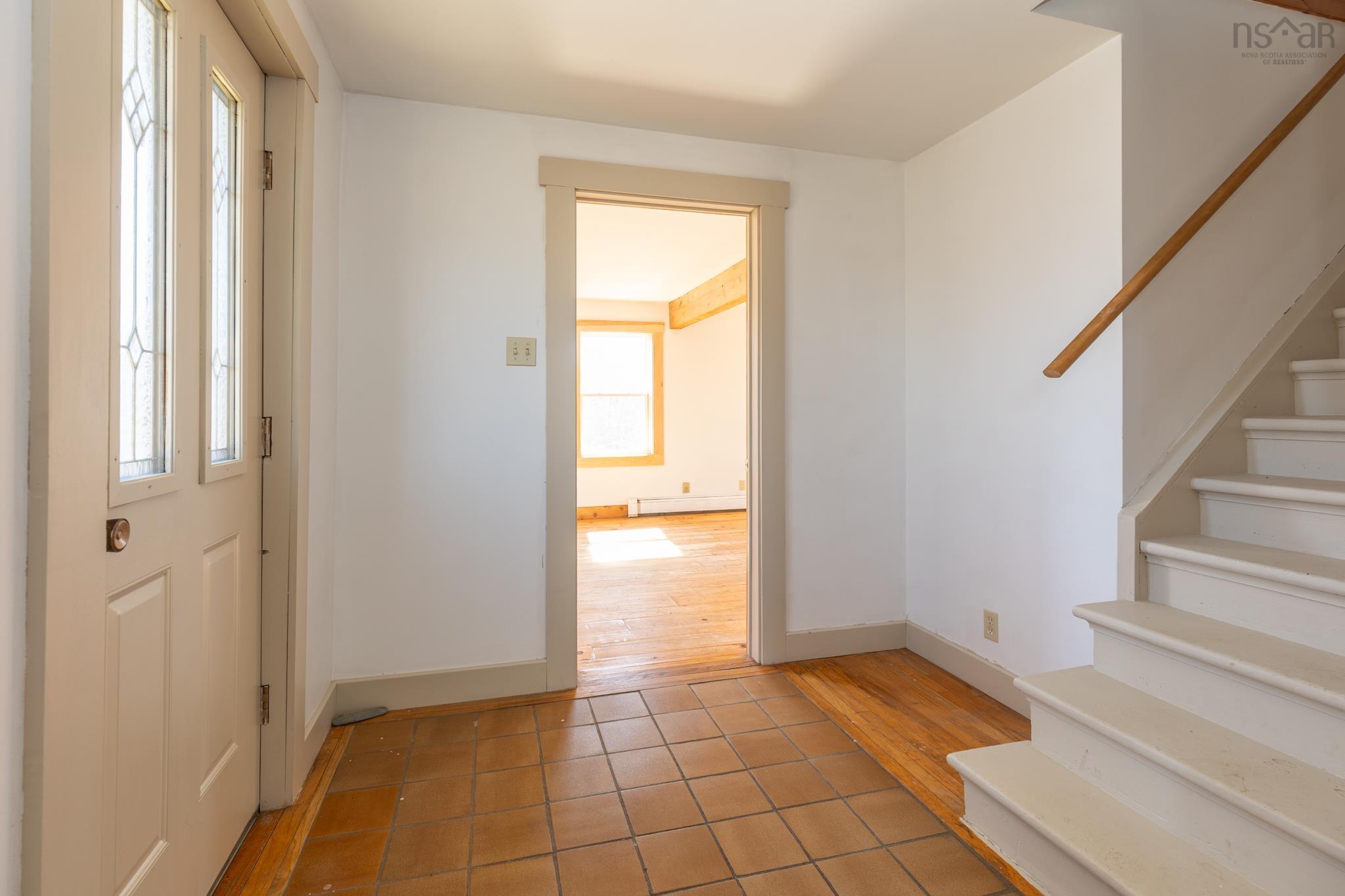 $349,900.00: 4607 Highway 340 Highway, Carleton