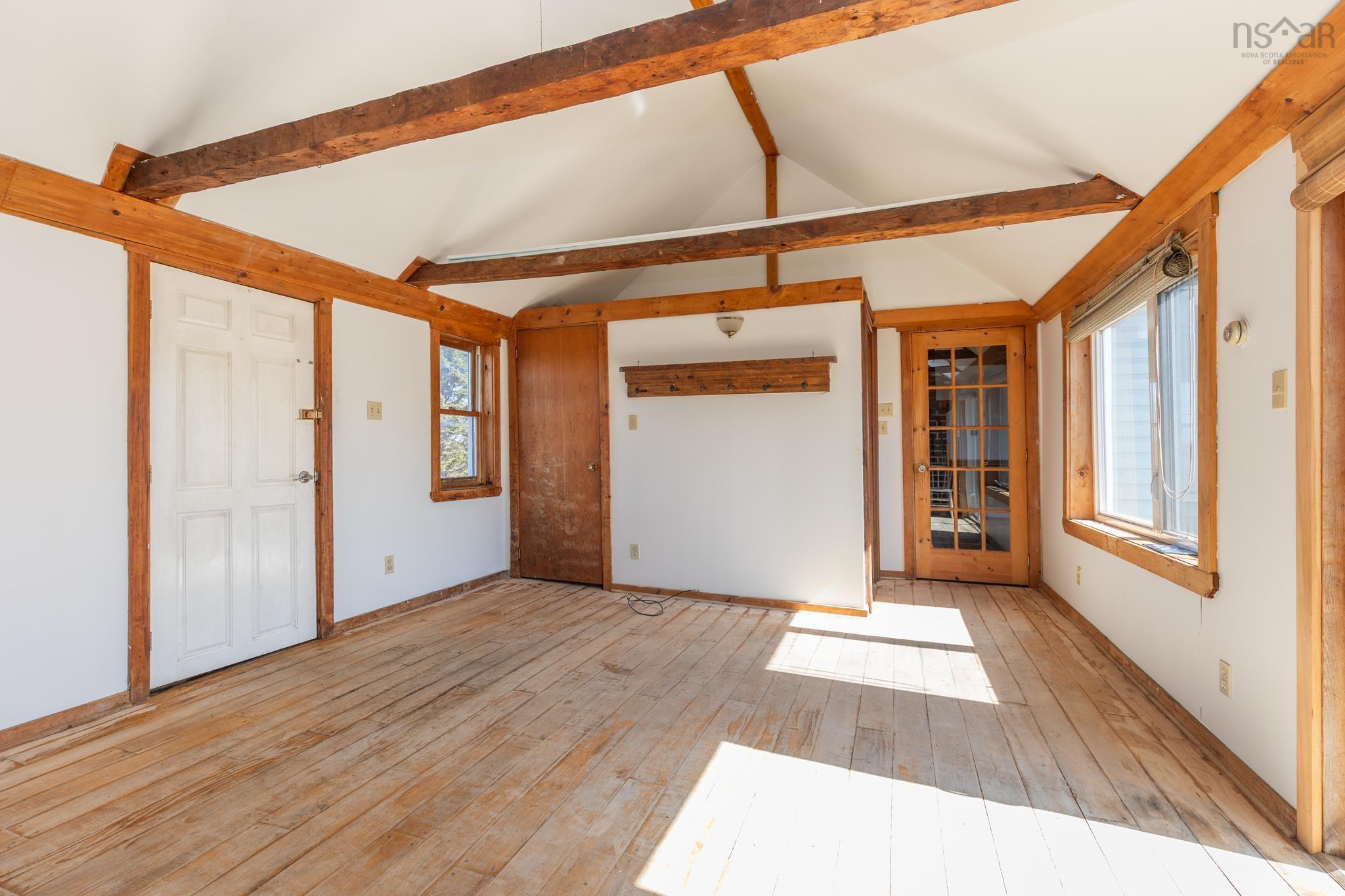 $349,900.00: 4607 Highway 340 Highway, Carleton