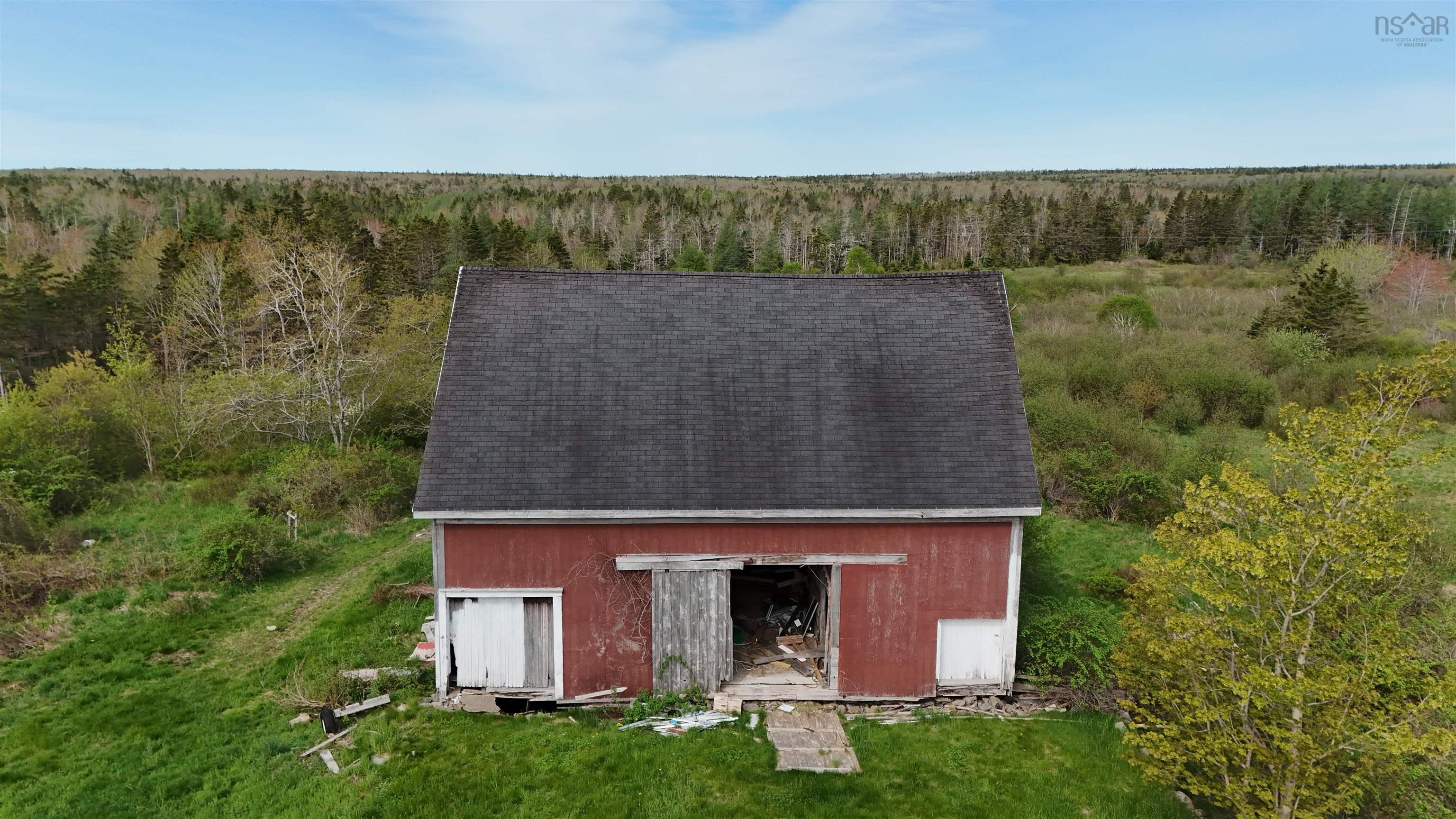 $344,900.00: 4607 Highway 340 Highway, Carleton