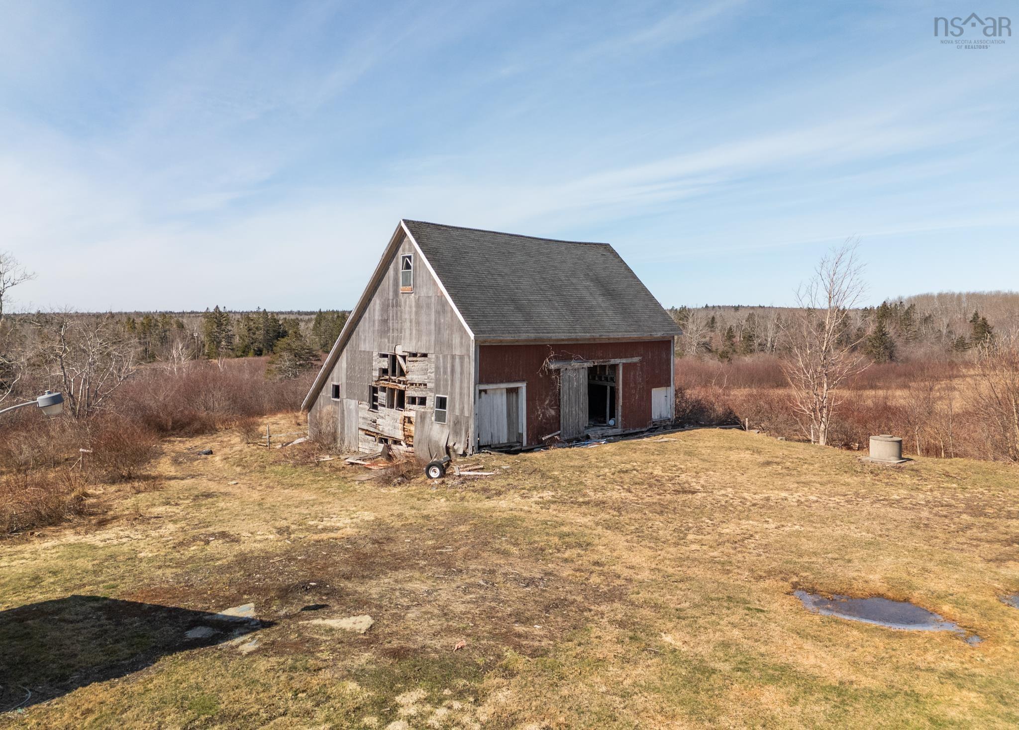 $349,900.00: 4607 Highway 340 Highway, Carleton