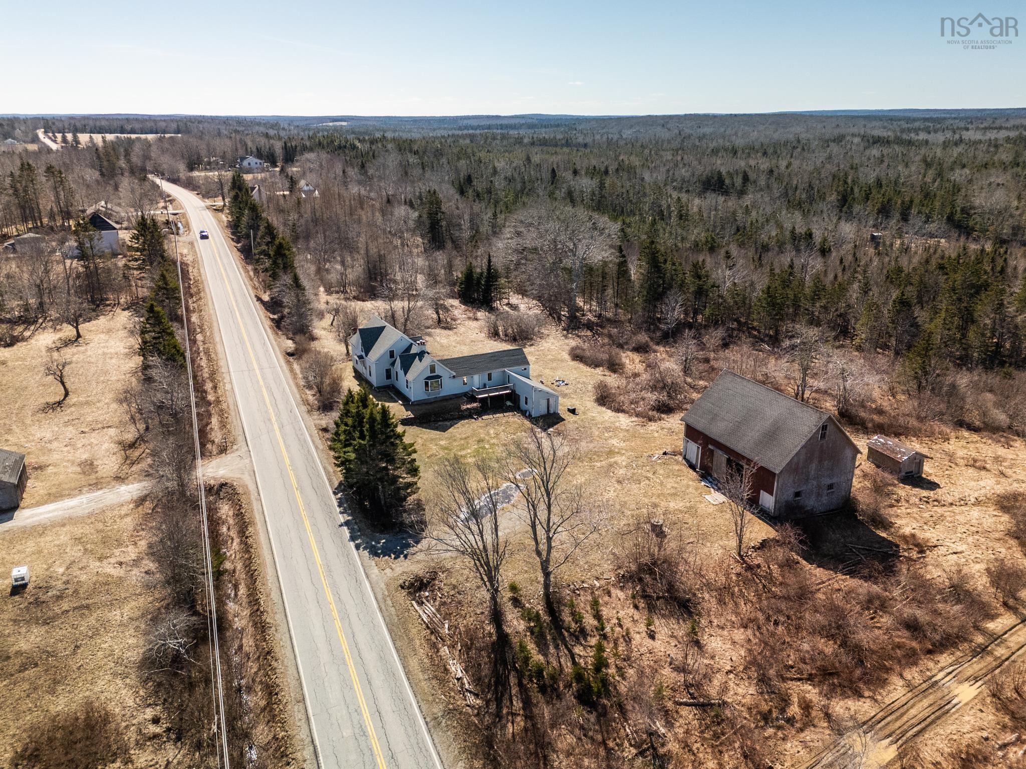 $349,900.00: 4607 Highway 340 Highway, Carleton