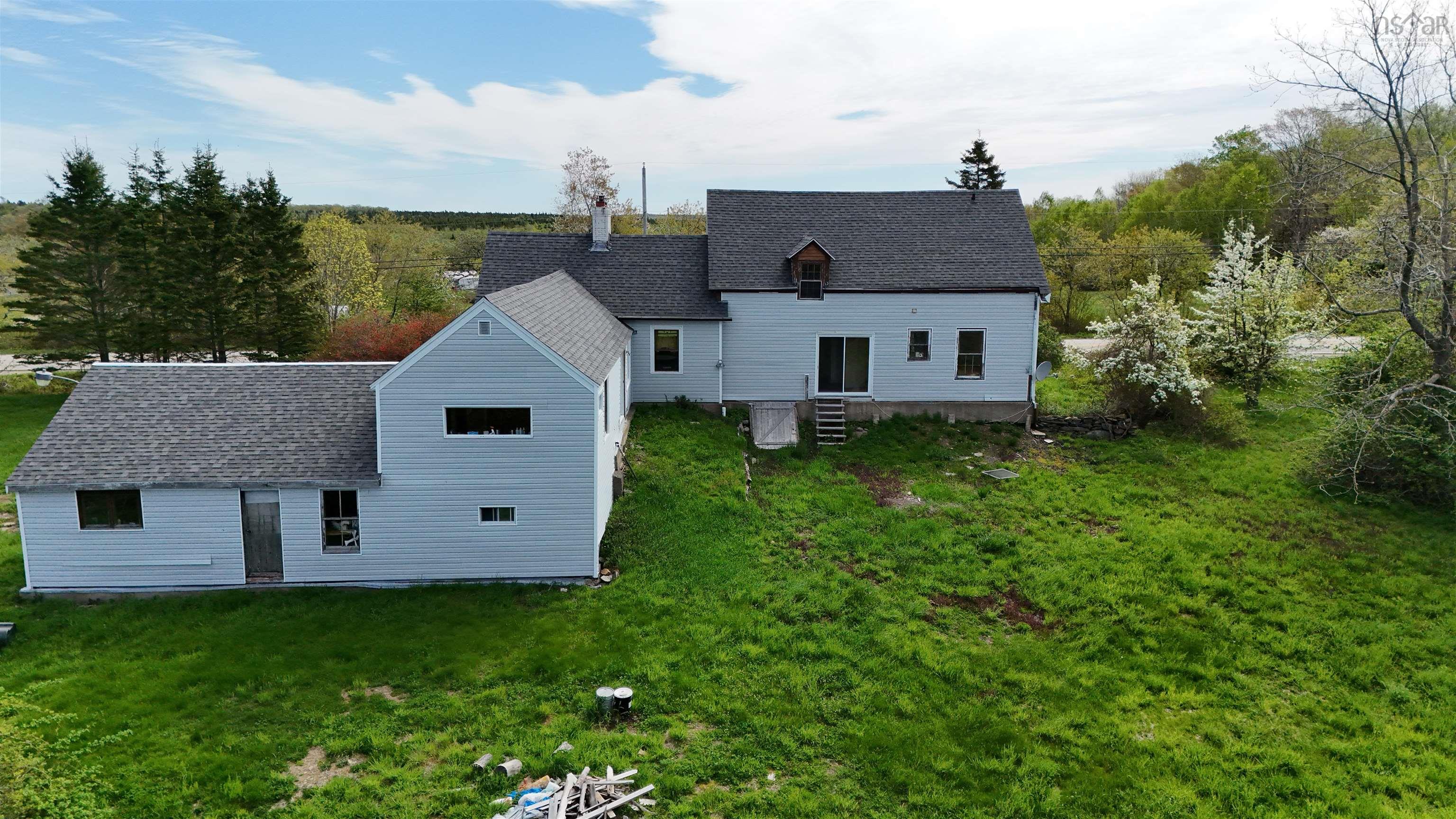 $344,900.00: 4607 Highway 340 Highway, Carleton