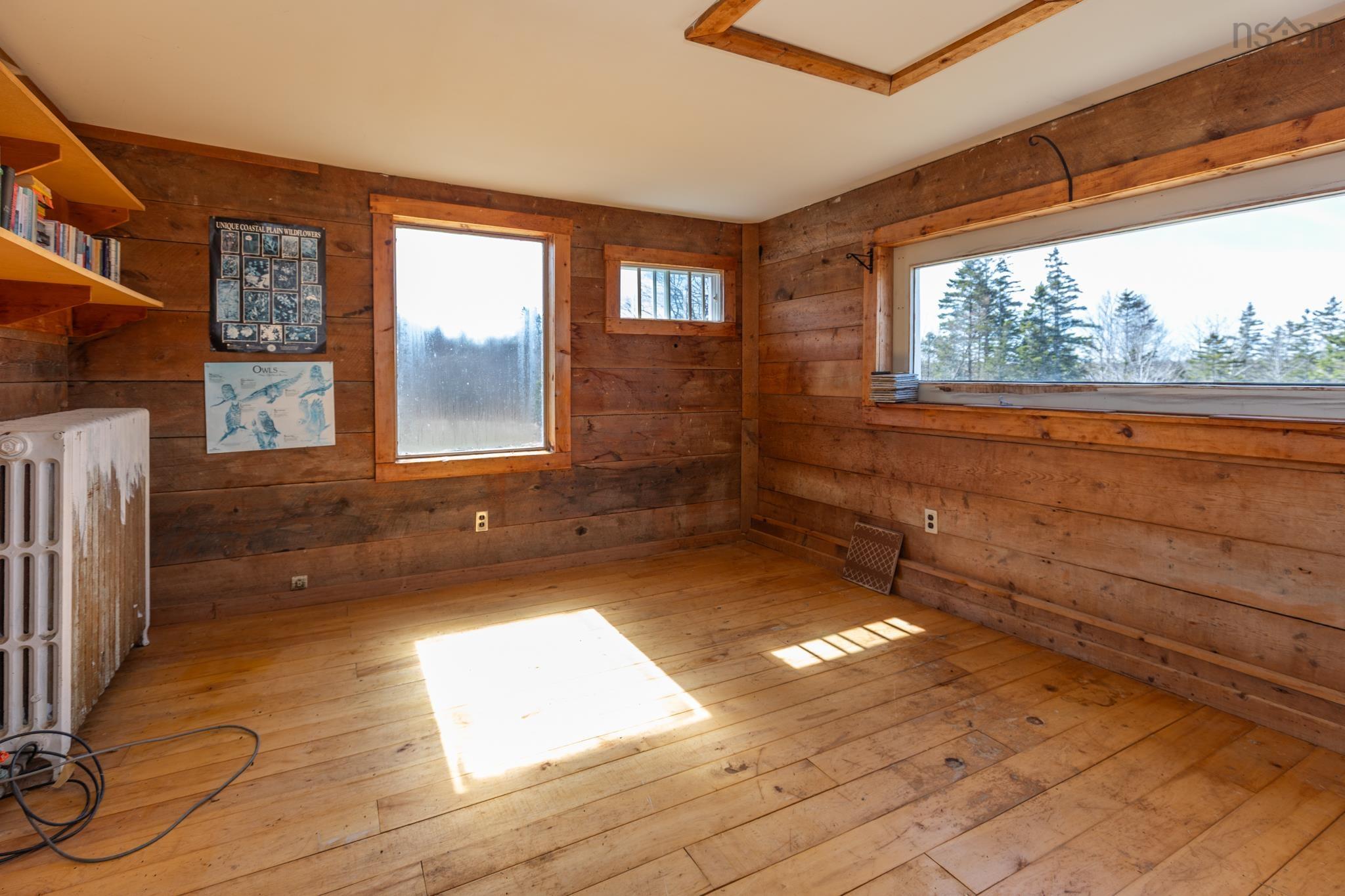 $349,900.00: 4607 Highway 340 Highway, Carleton