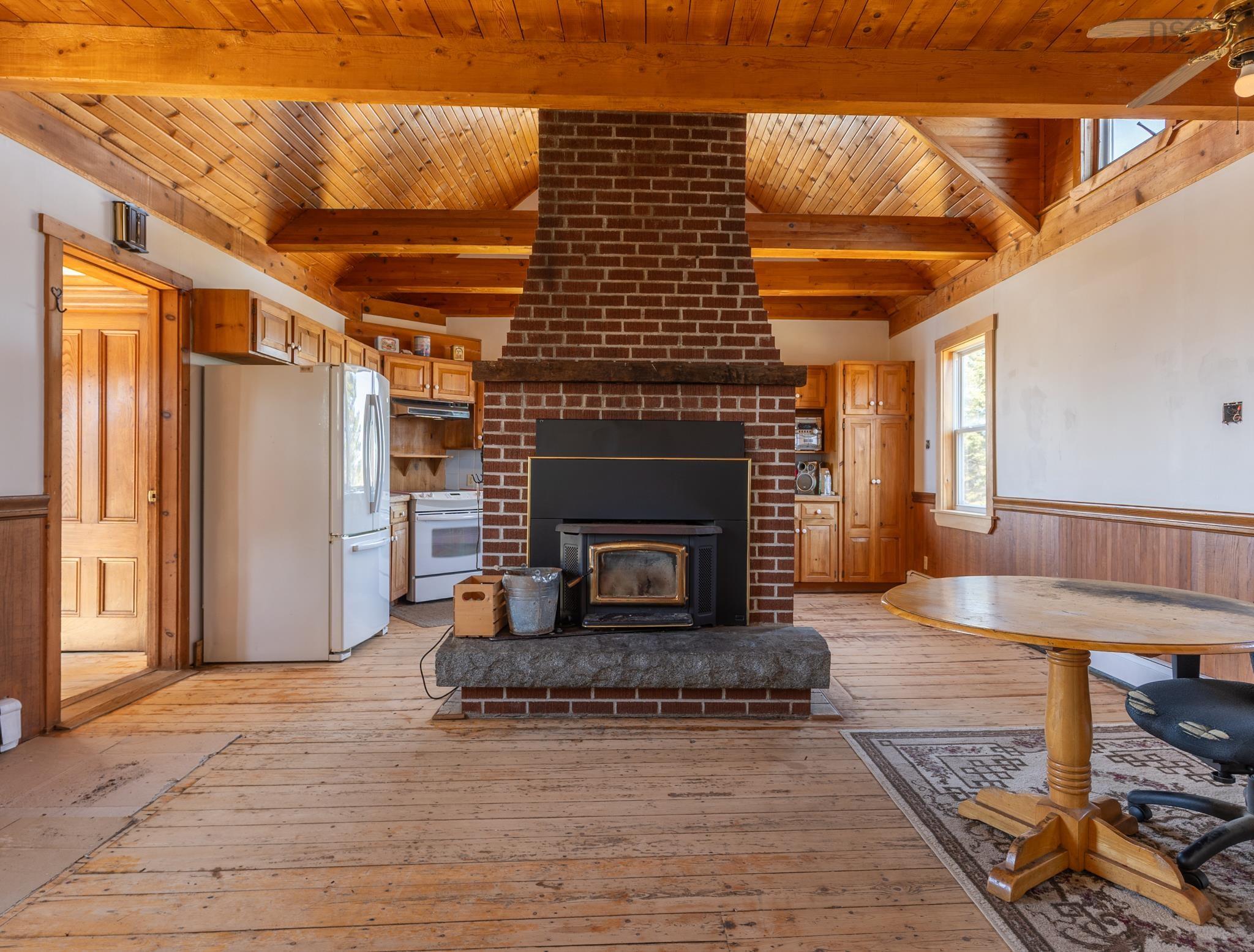 $349,900.00: 4607 Highway 340 Highway, Carleton