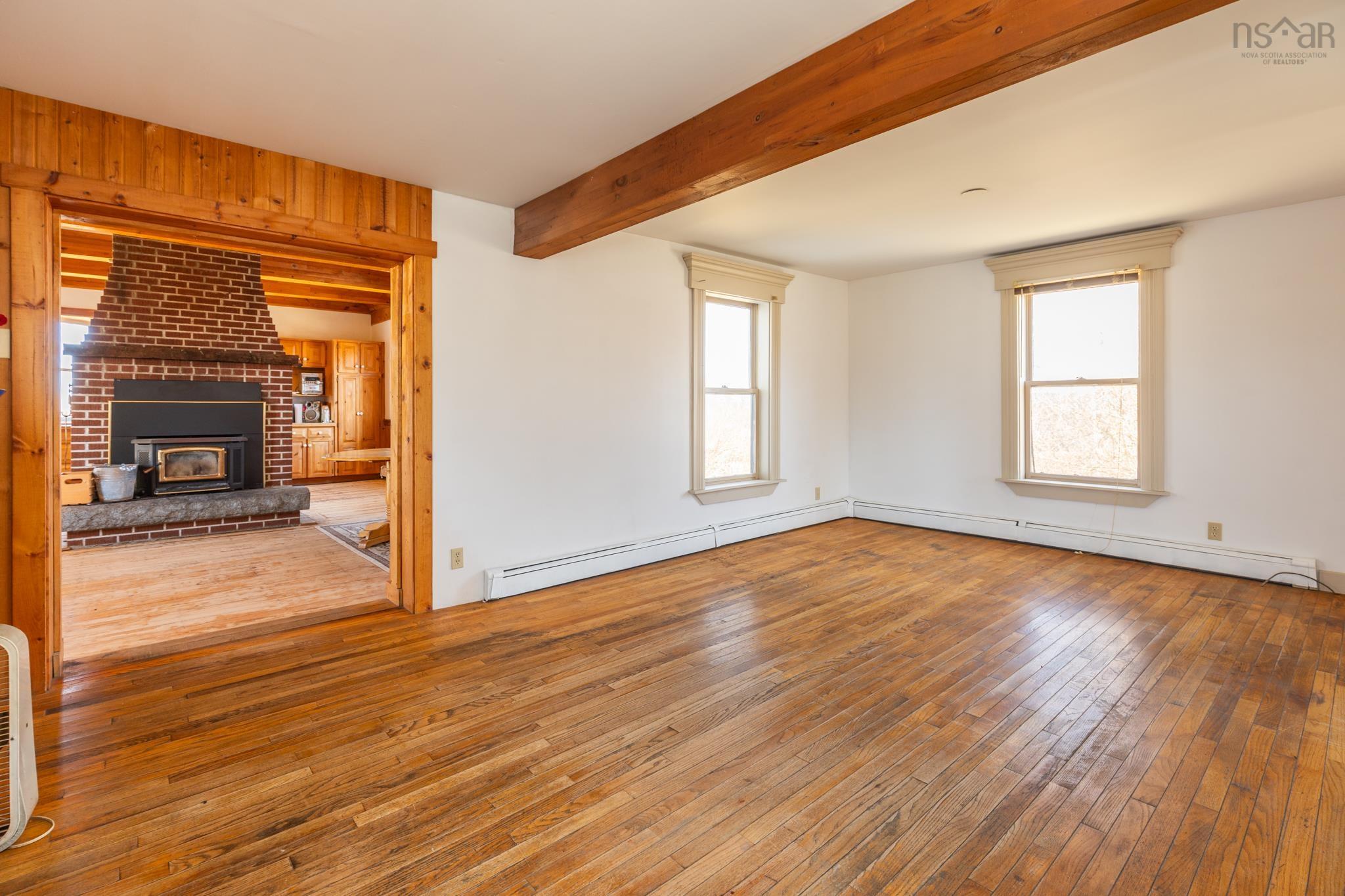 $349,900.00: 4607 Highway 340 Highway, Carleton