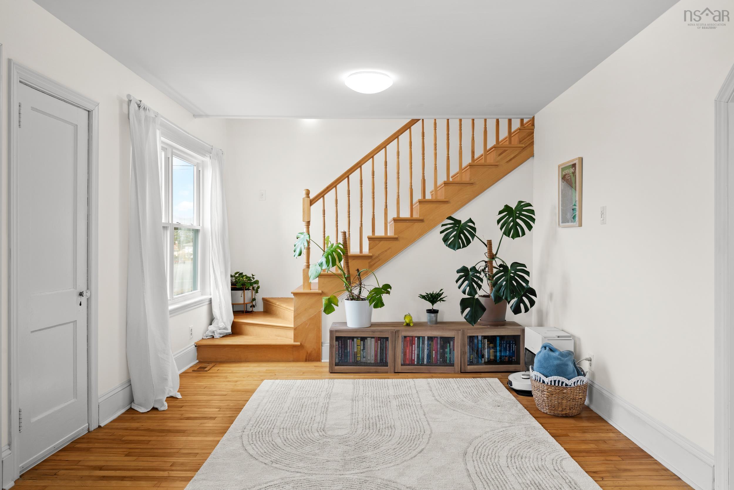 $435,000.00: 3 Chestnut Lane, Dartmouth