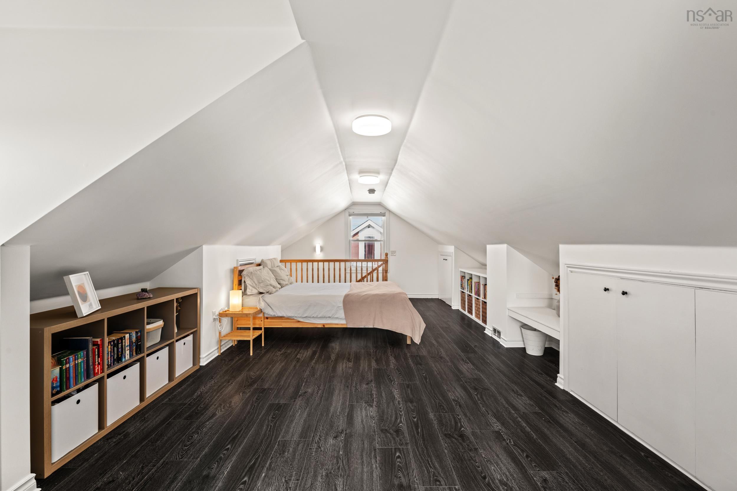 $435,000.00: 3 Chestnut Lane, Dartmouth