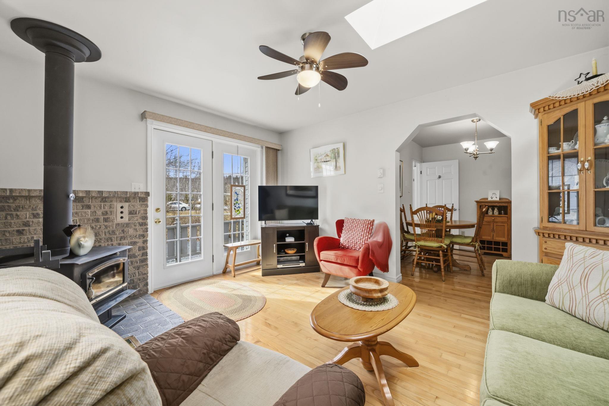 $399,900.00: 59 Charlie Lane, Pine Grove