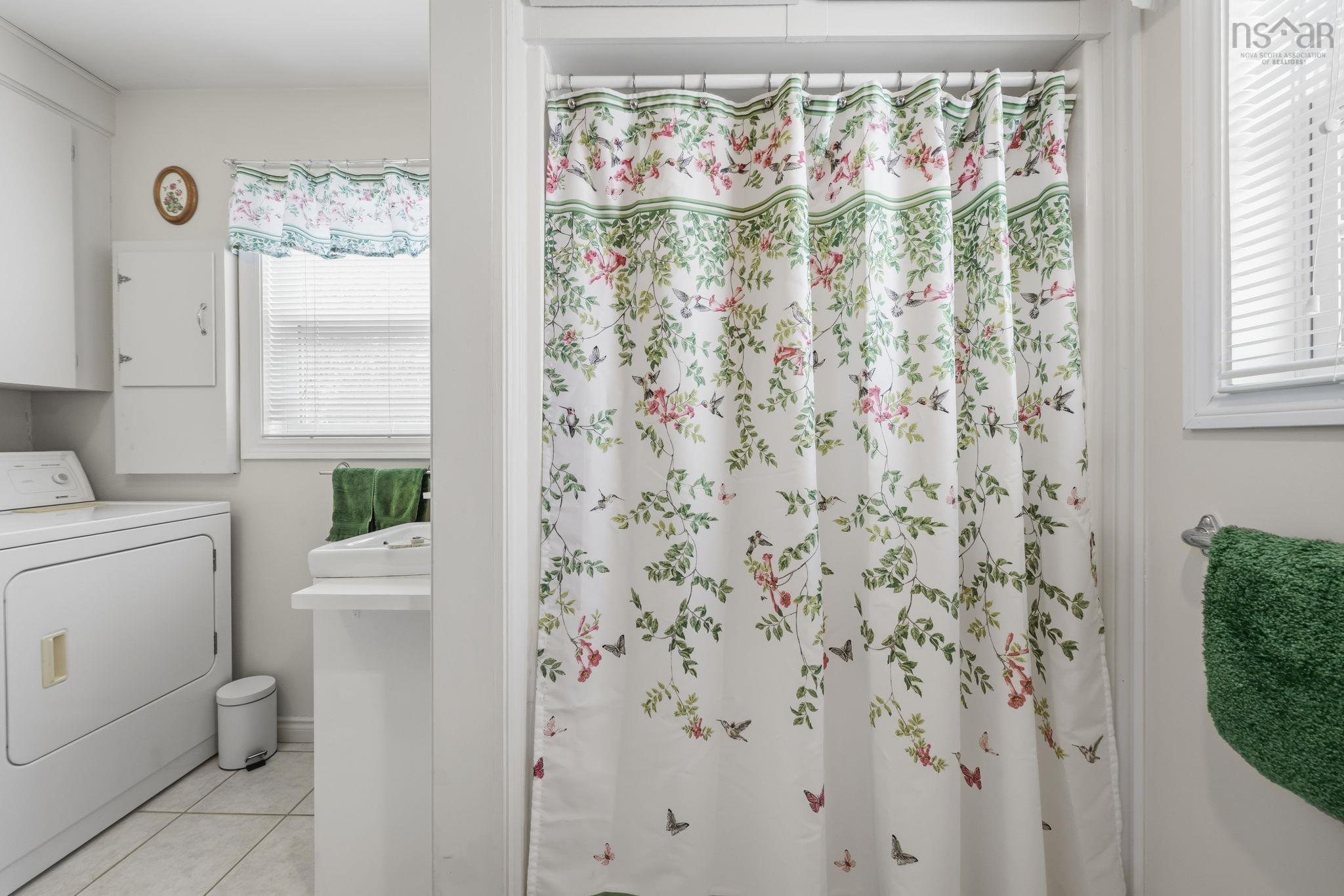 $399,900.00: 59 Charlie Lane, Pine Grove