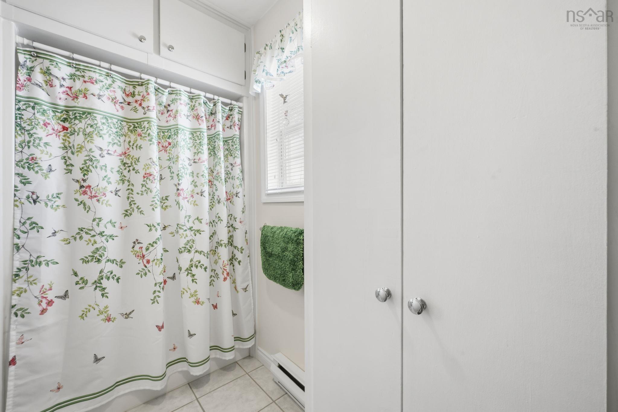 $399,900.00: 59 Charlie Lane, Pine Grove