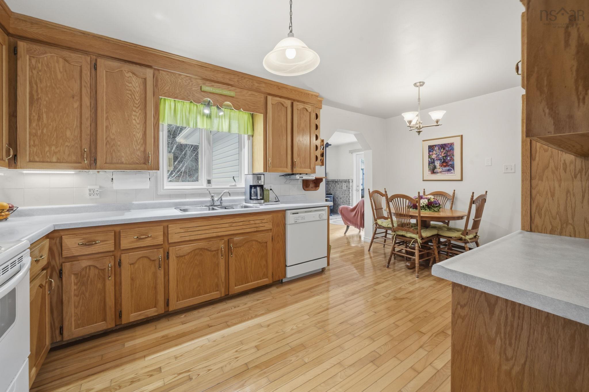 $399,900.00: 59 Charlie Lane, Pine Grove