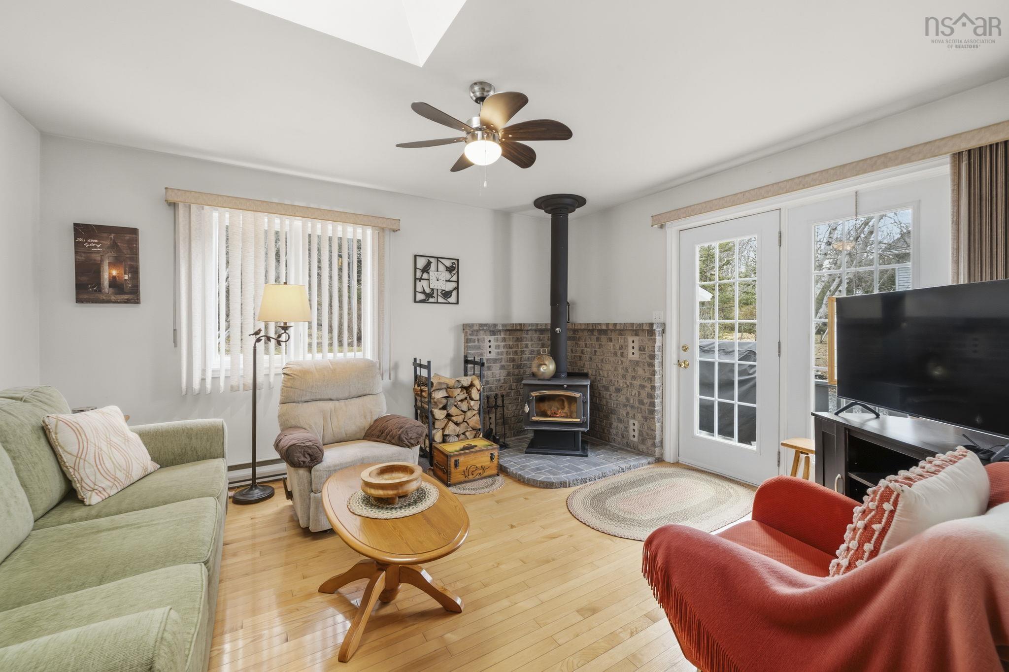 $399,900.00: 59 Charlie Lane, Pine Grove