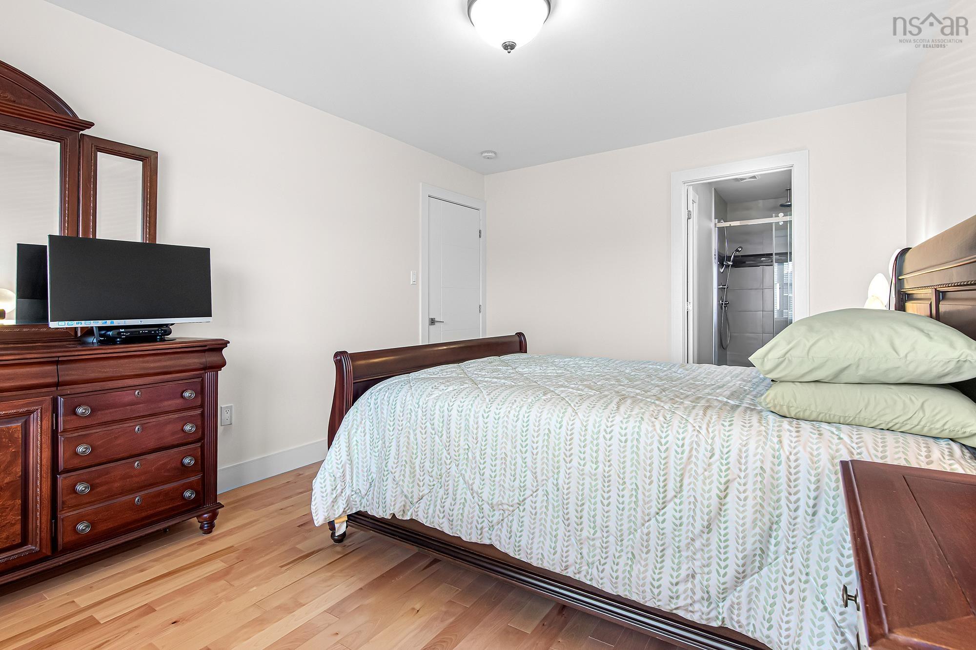 $739,900.00: 84 Eliza Ritchie Crescent, Bedford