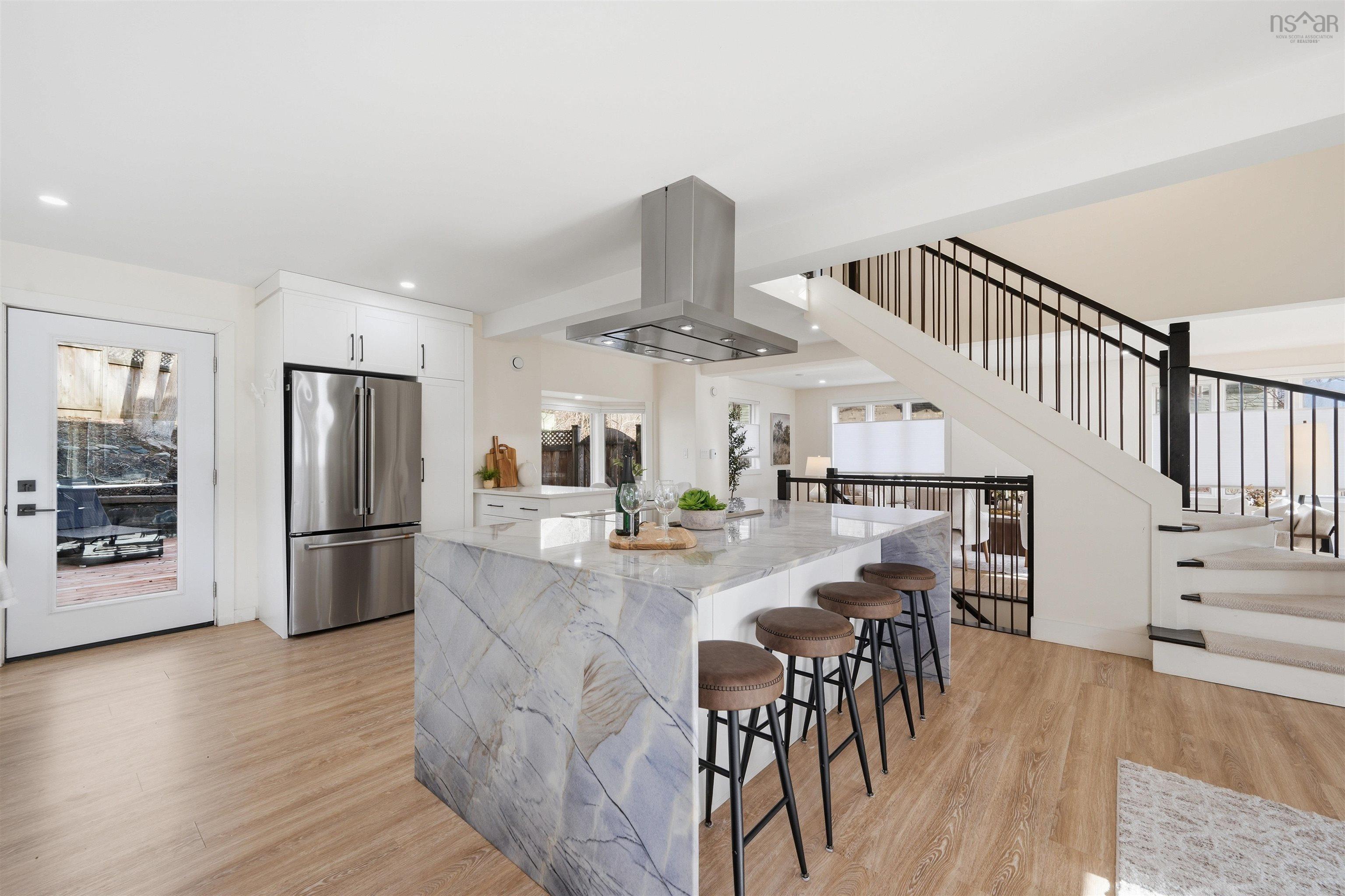 $982,000.00: 680 Shore Drive, Bedford