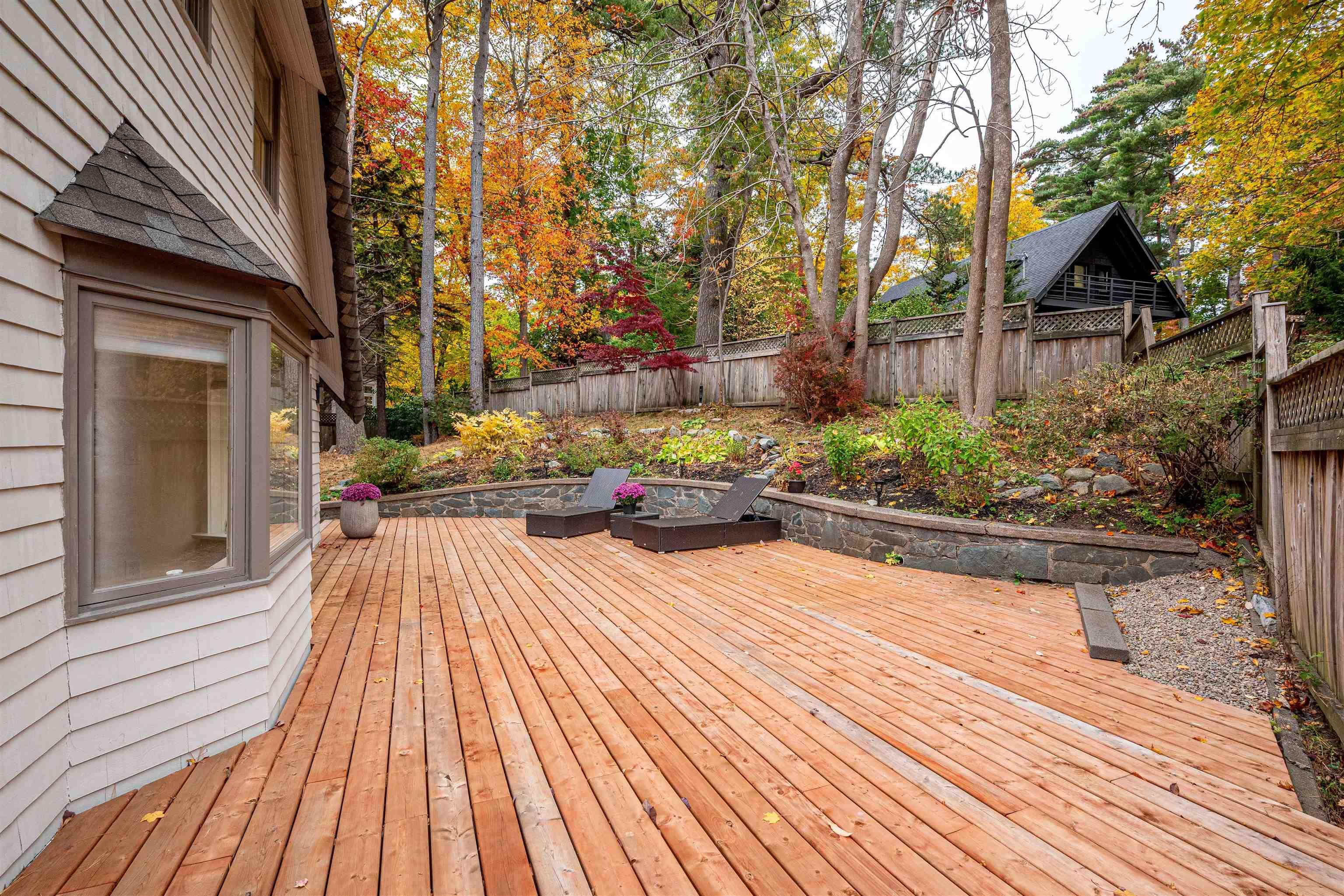 $982,000.00: 680 Shore Drive, Bedford