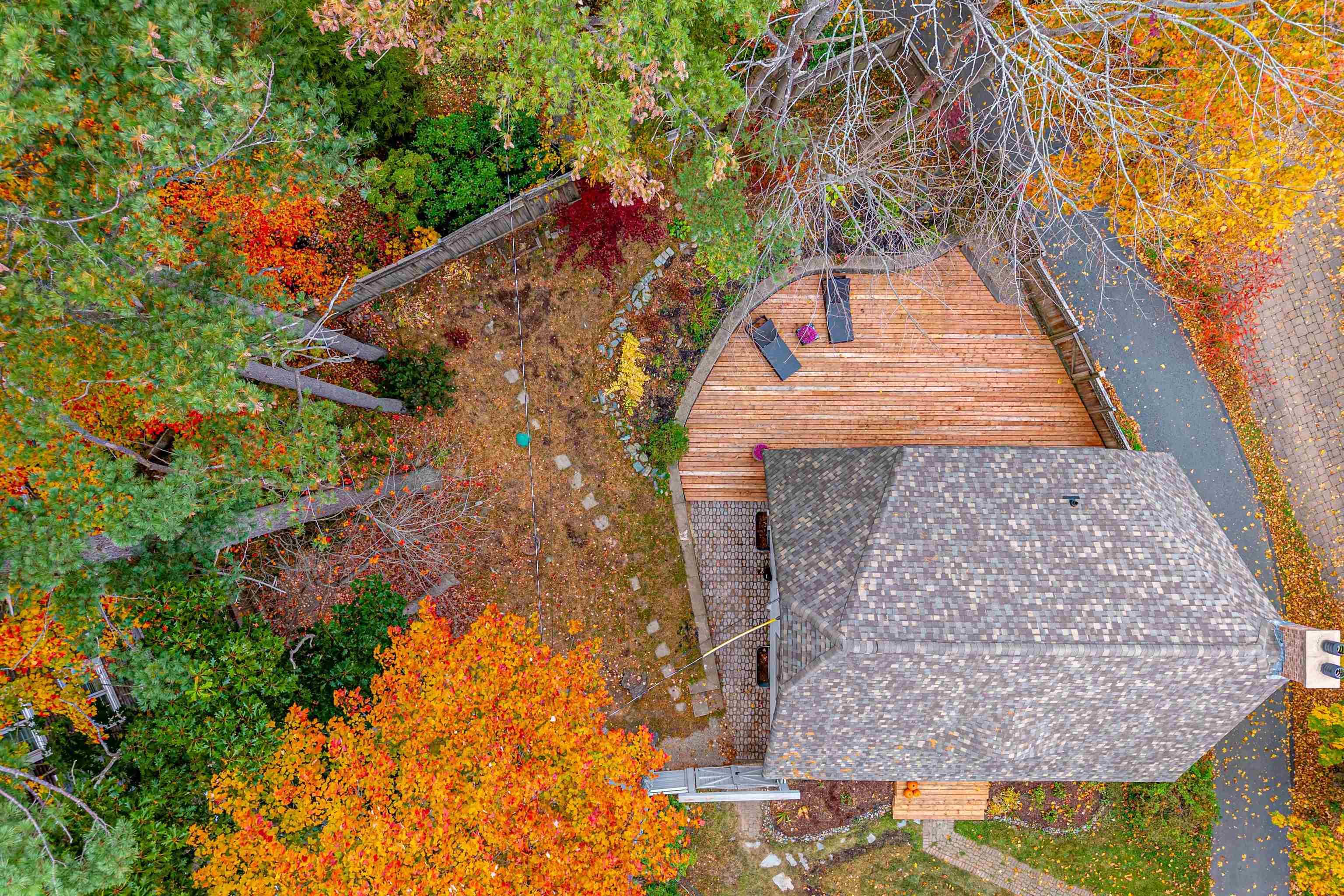 $982,000.00: 680 Shore Drive, Bedford