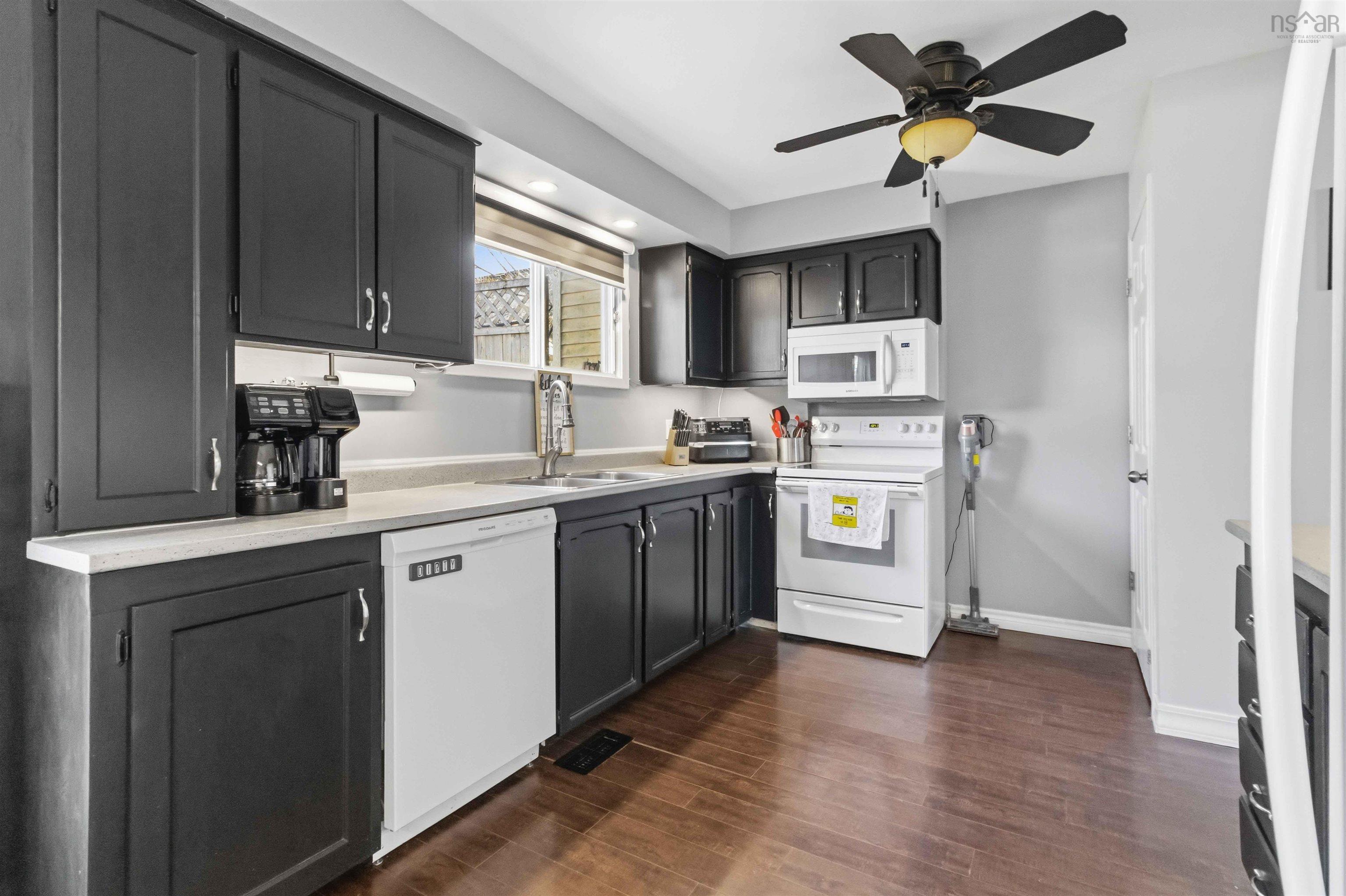 $389,900.00: 14 Matador Court, Lower Sackville