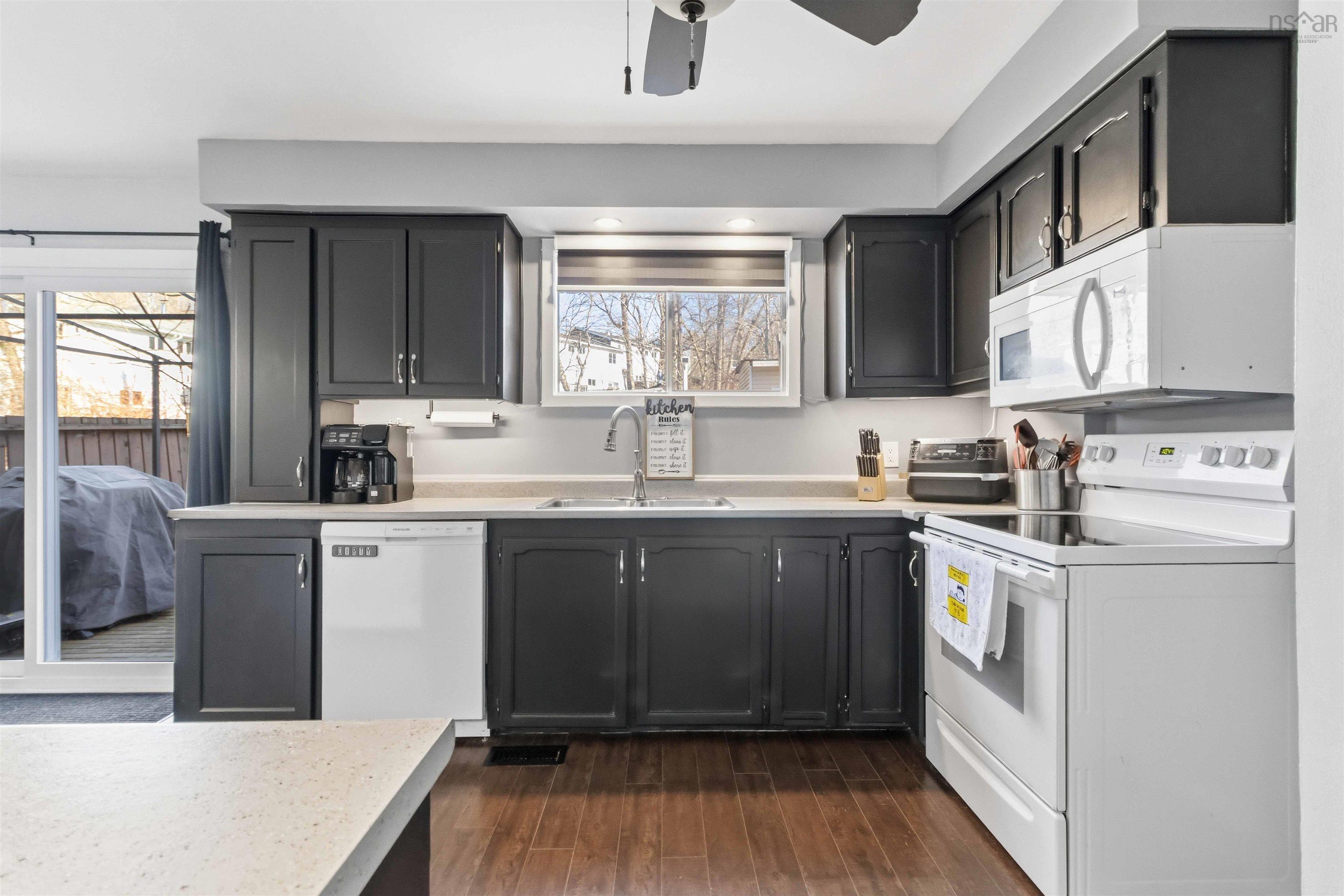 $389,900.00: 14 Matador Court, Lower Sackville