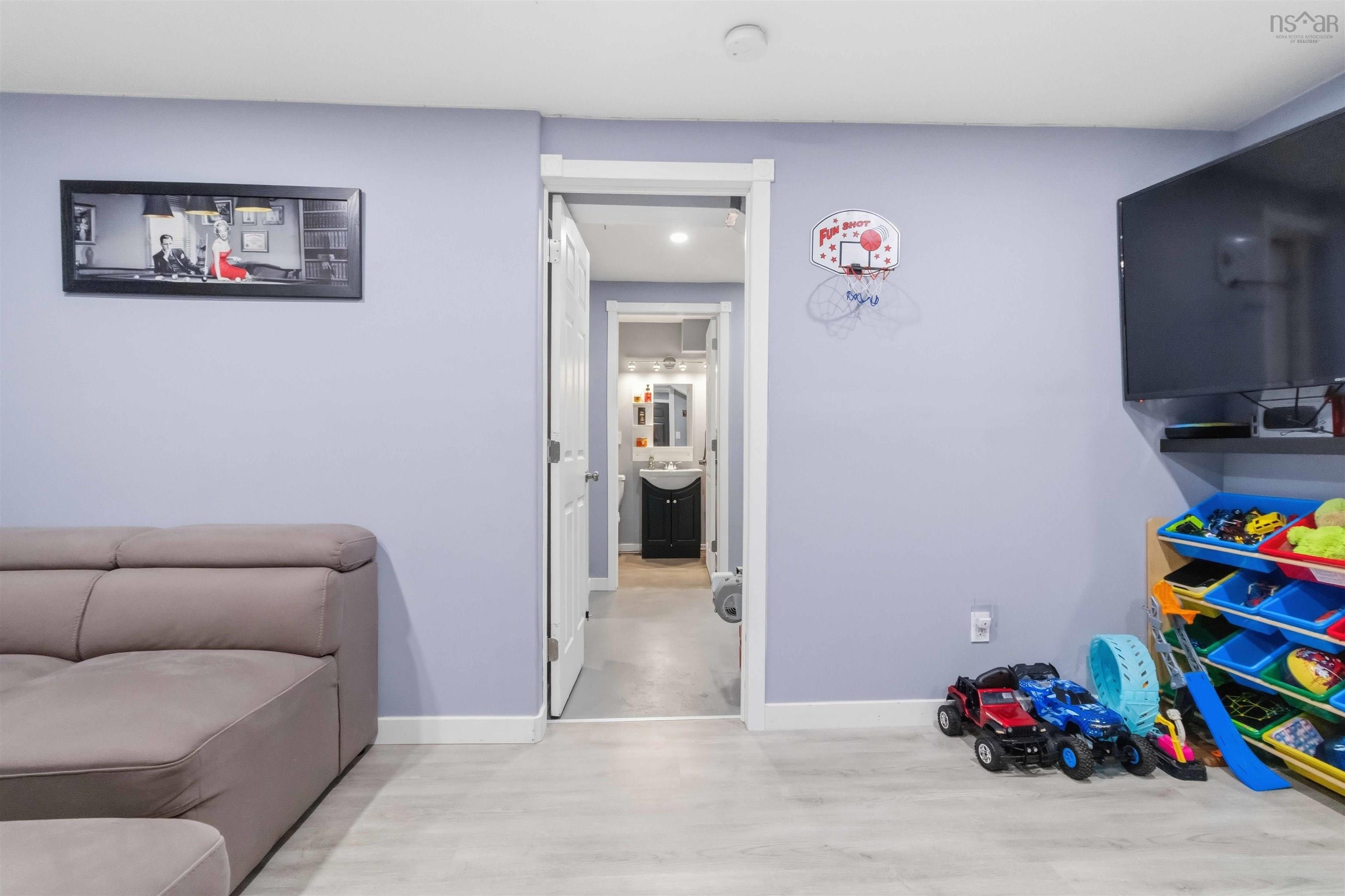 $389,900.00: 14 Matador Court, Lower Sackville