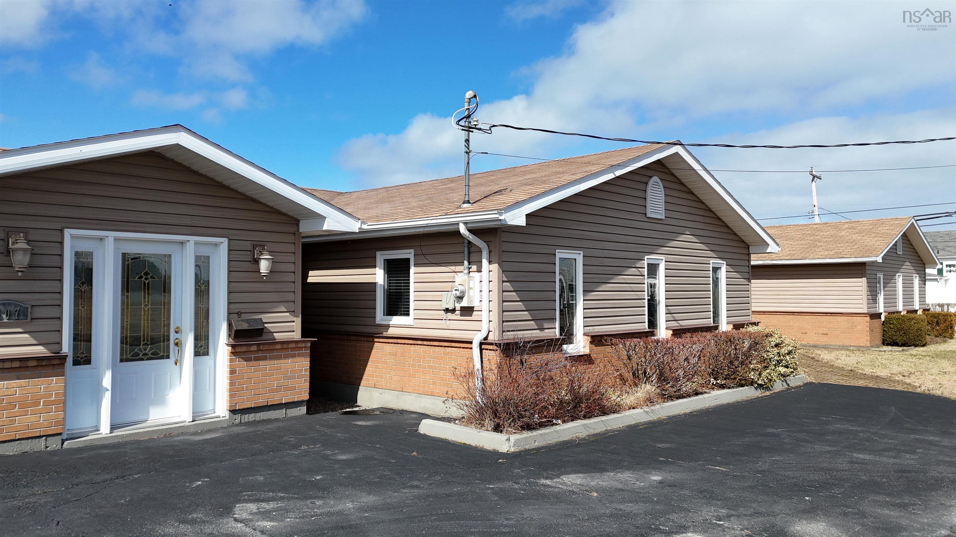 $725,000.00: 507 King Street, New Waterford