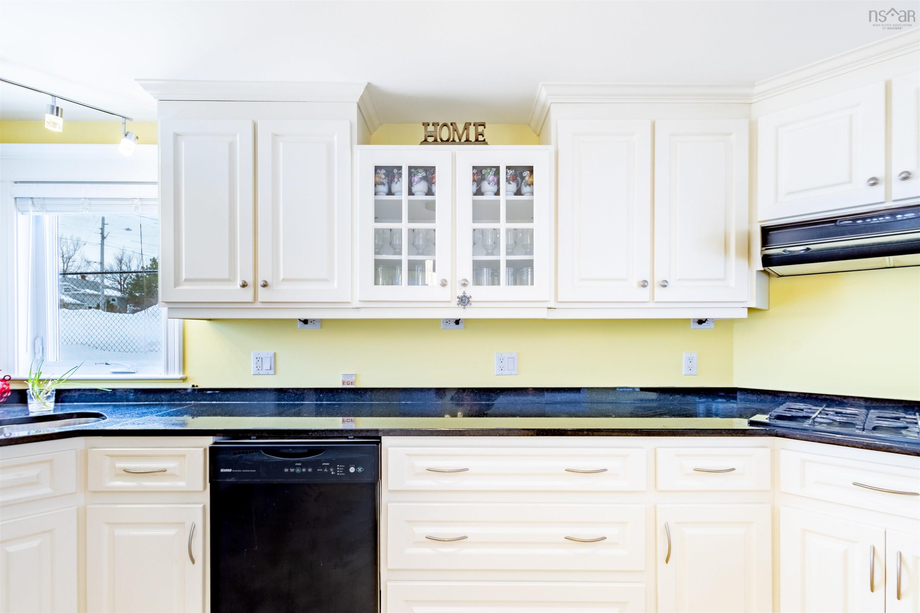 $799,000.00: 507 King Street, New Waterford