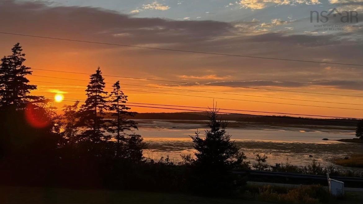 $305,000.00: 1557 East Chezzetcook Road, Halifax