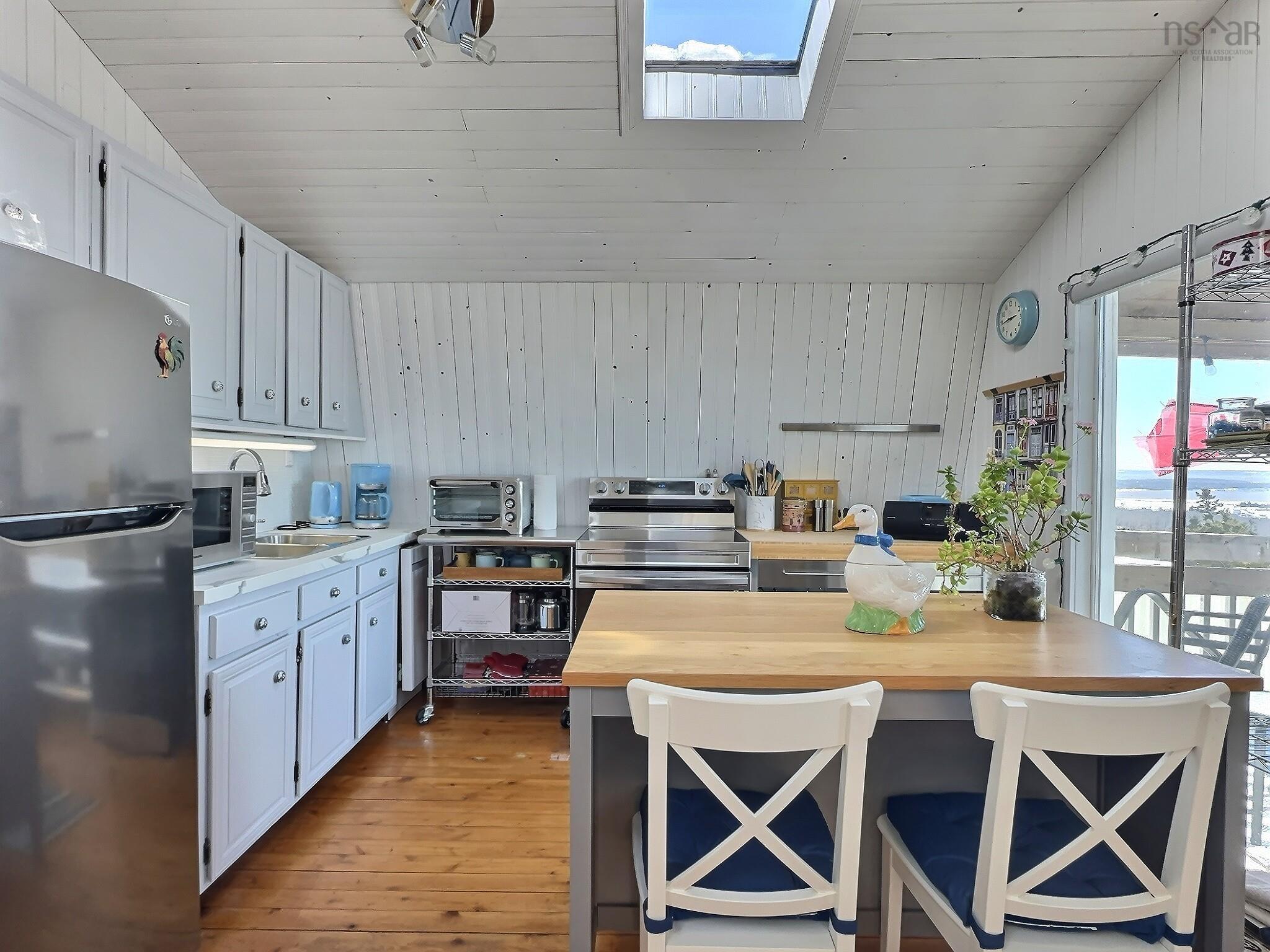 $749,900.00: 278/280 Etta Drive, Economy