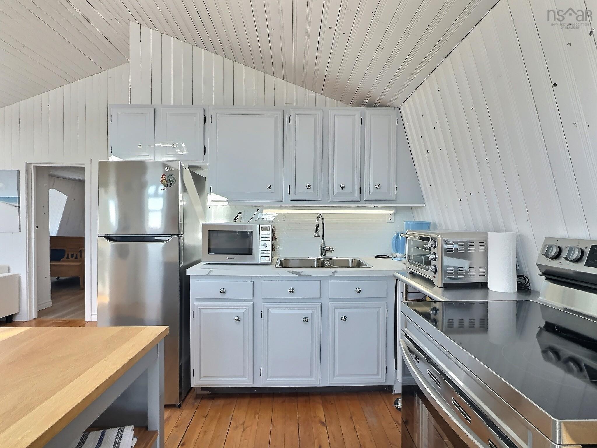 $749,900.00: 278/280 Etta Drive, Economy