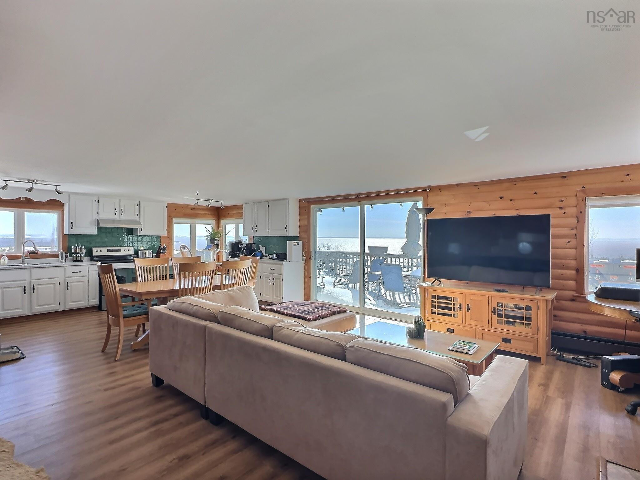 $749,900.00: 278/280 Etta Drive, Economy