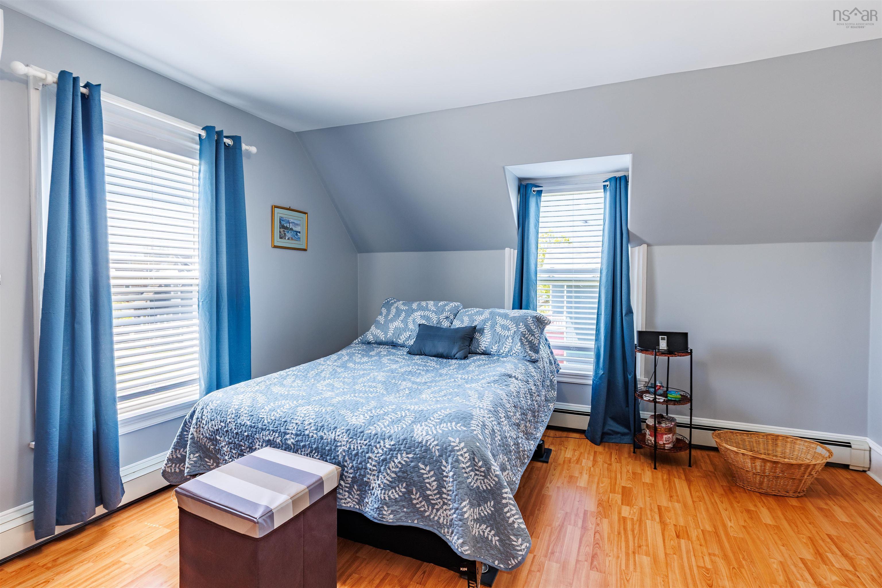 $349,900.00: 26 King Street, Yarmouth