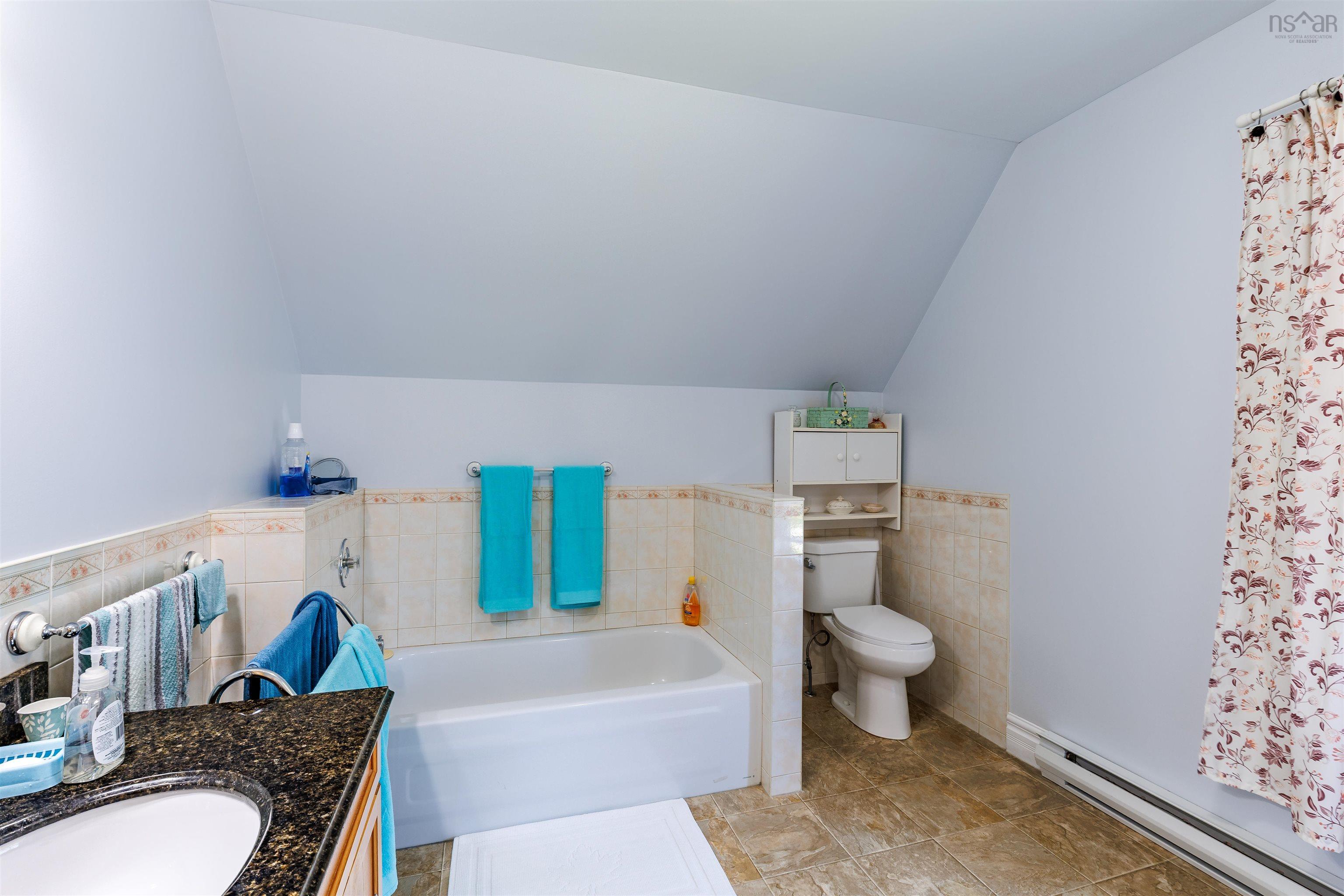 $349,900.00: 26 King Street, Yarmouth