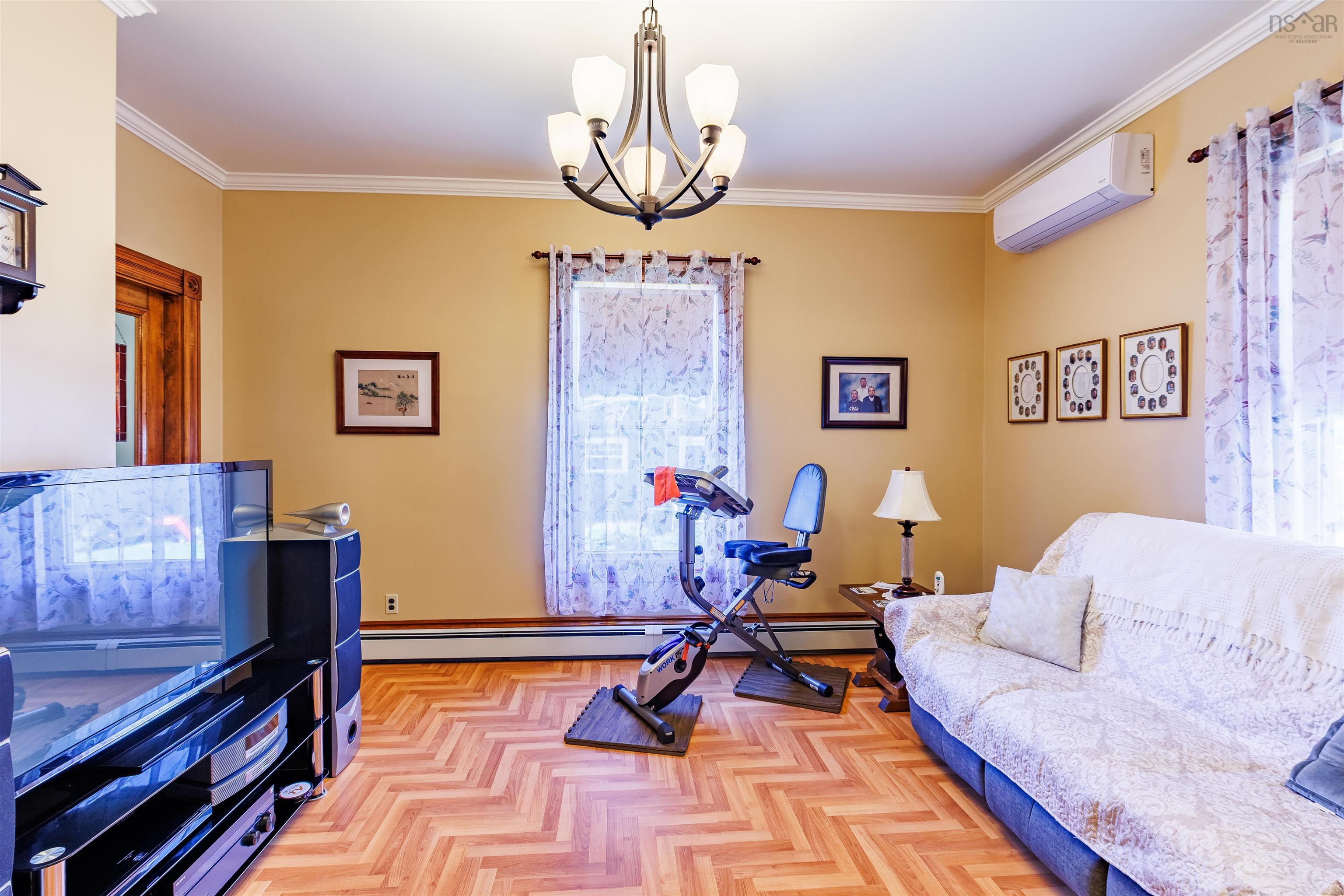 $349,900.00: 26 King Street, Yarmouth