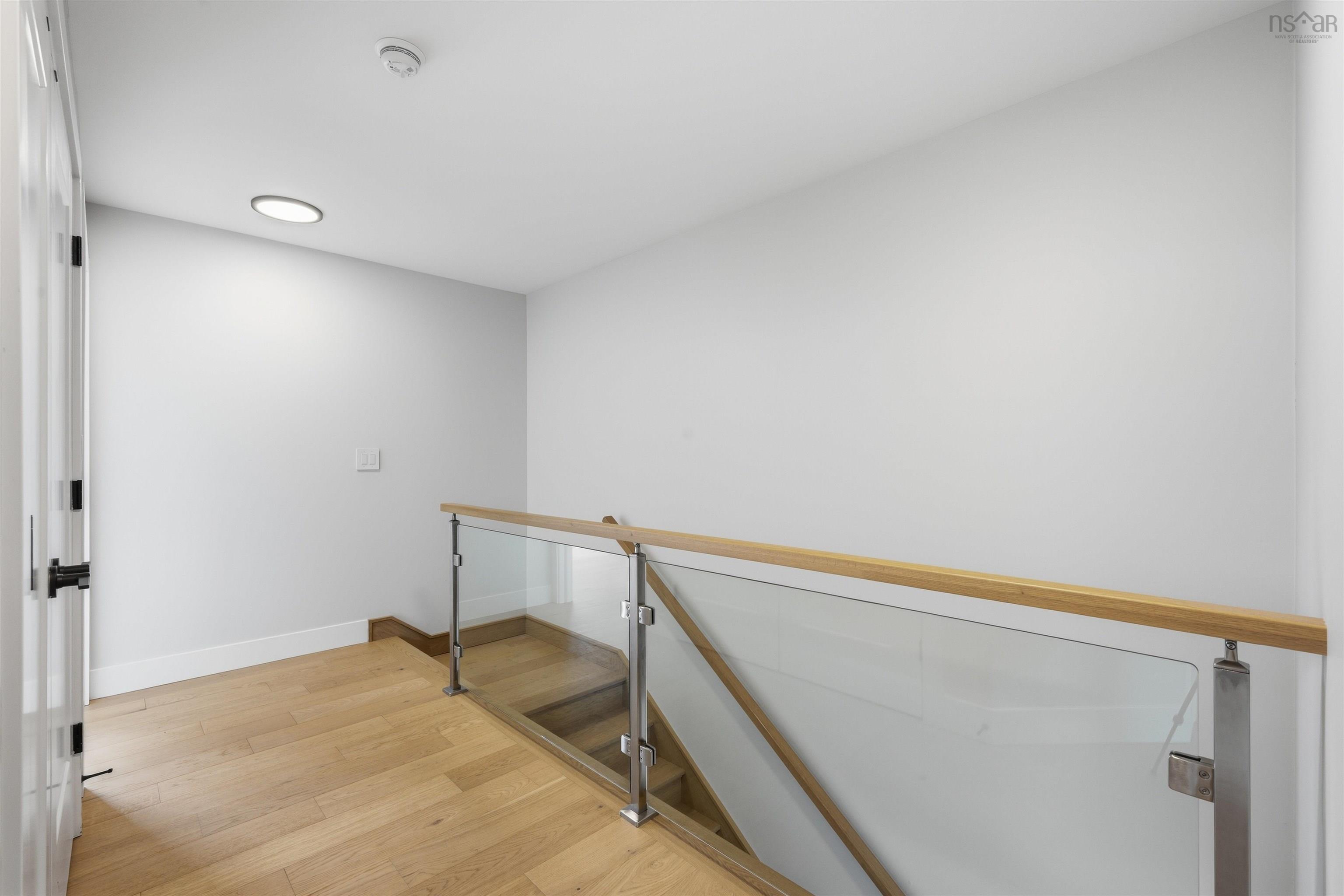 $755,000.00: 5 Trekker Drive, Bedford