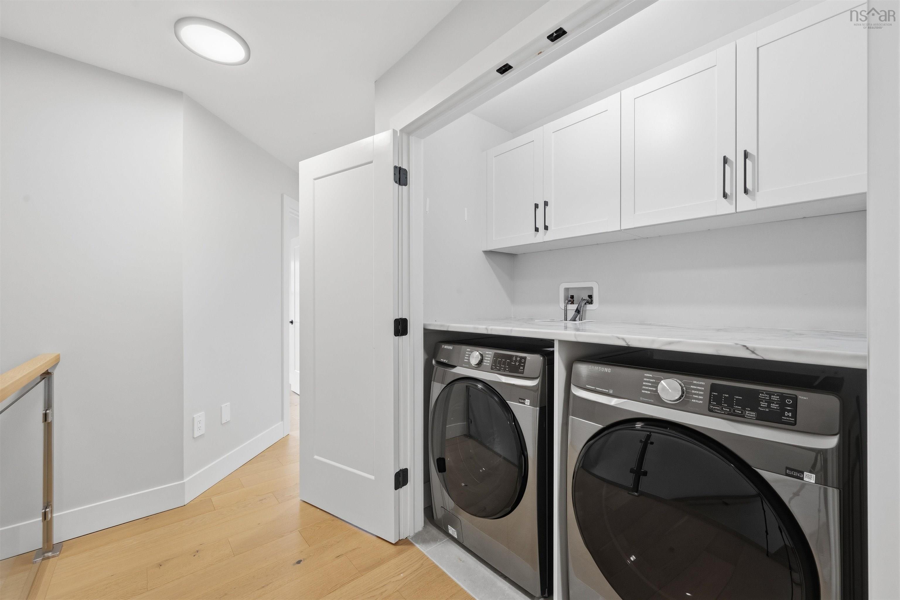 $755,000.00: 5 Trekker Drive, Bedford