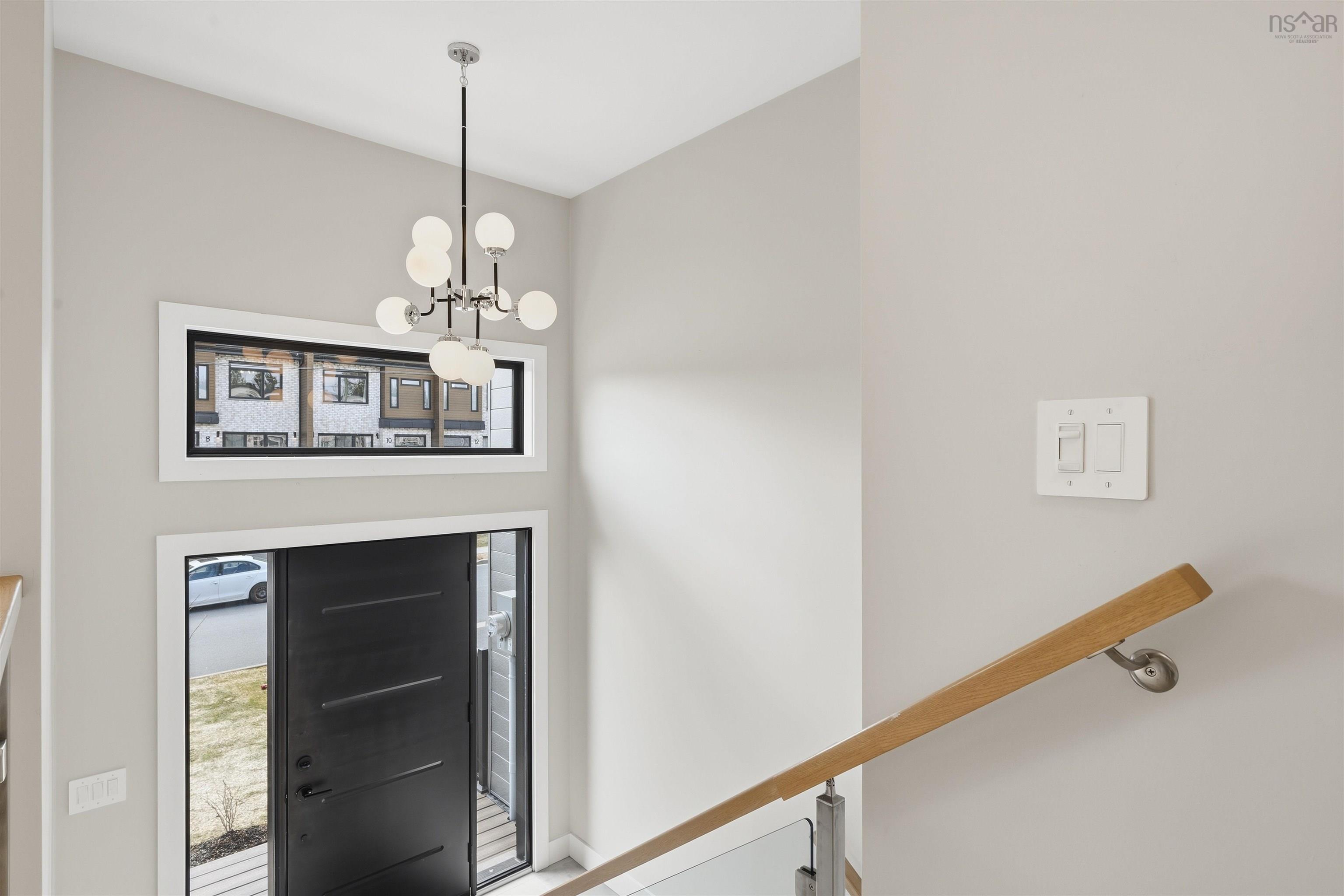 $755,000.00: 5 Trekker Drive, Bedford