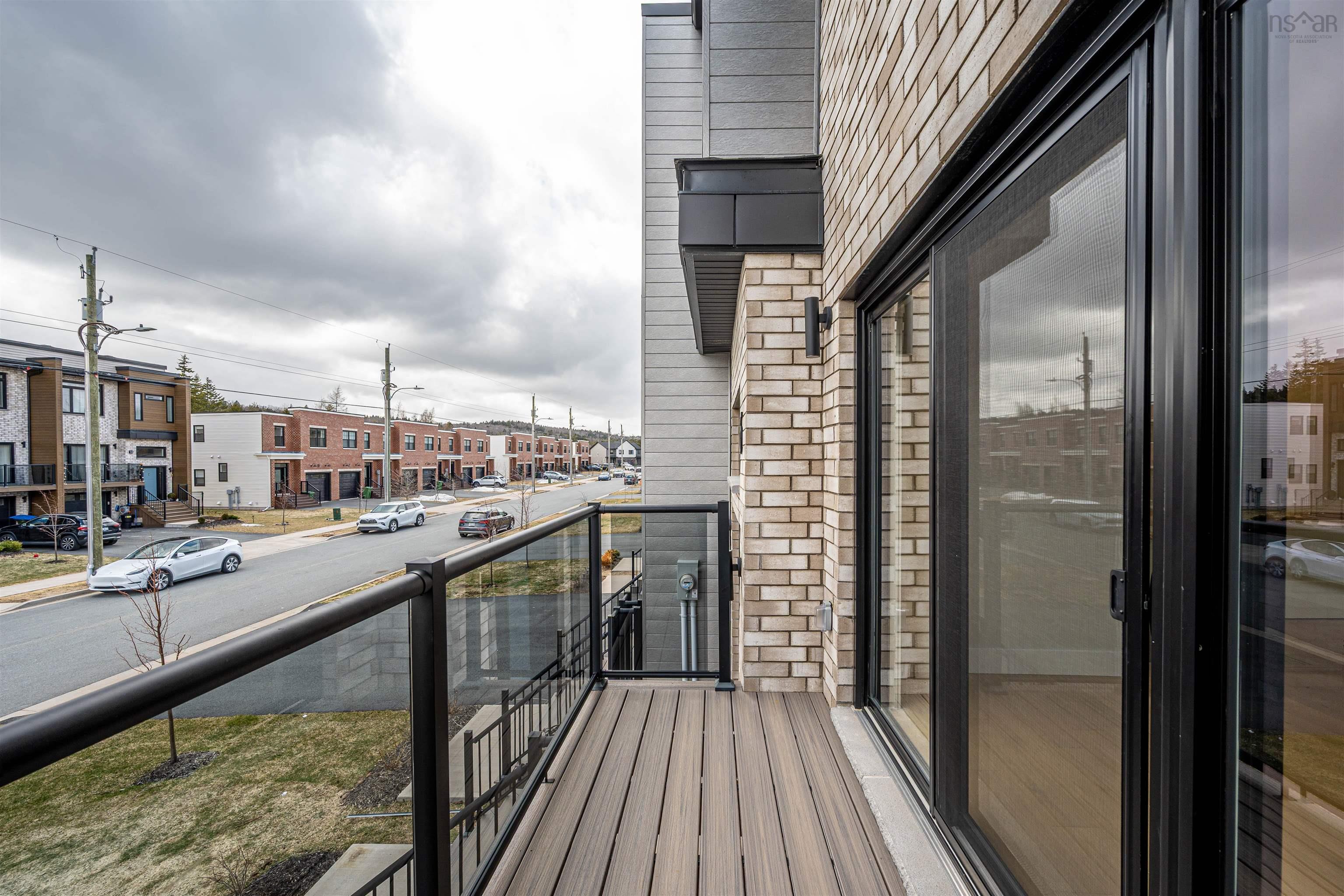 $755,000.00: 5 Trekker Drive, Bedford