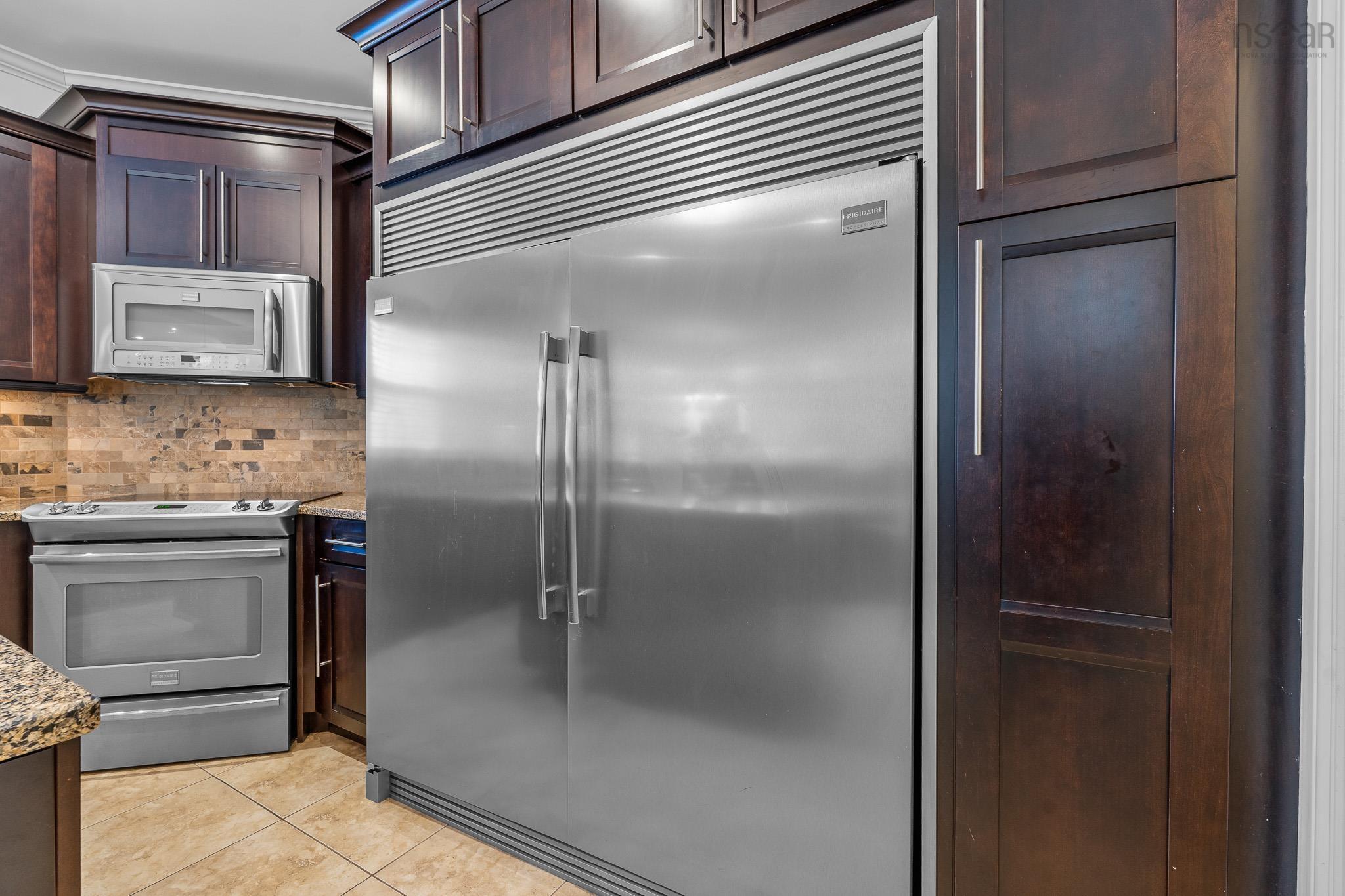 $950,000.00: 147 Crooked Stick Pass, Beaver Bank